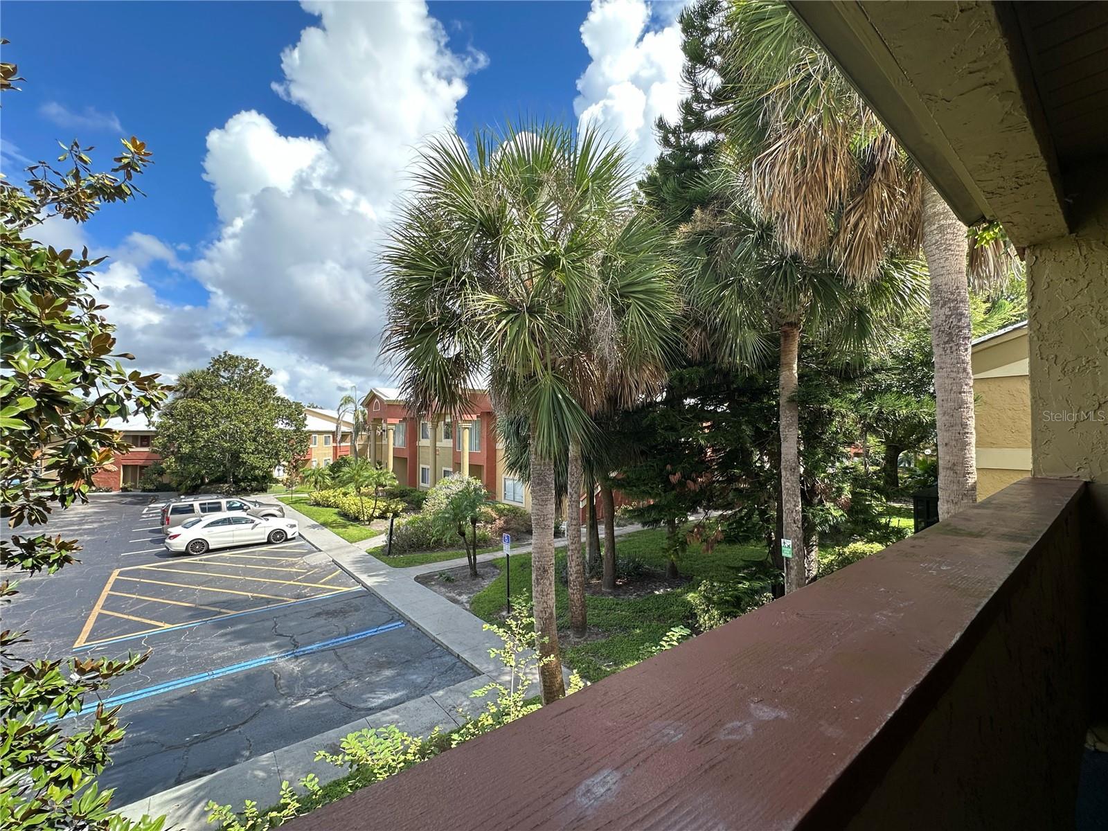 OXFORD SQUARE CONDO - Residential