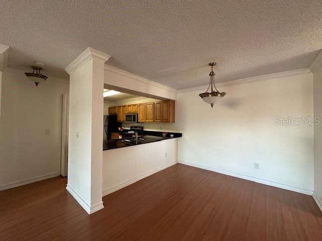 OXFORD SQUARE CONDO - Residential