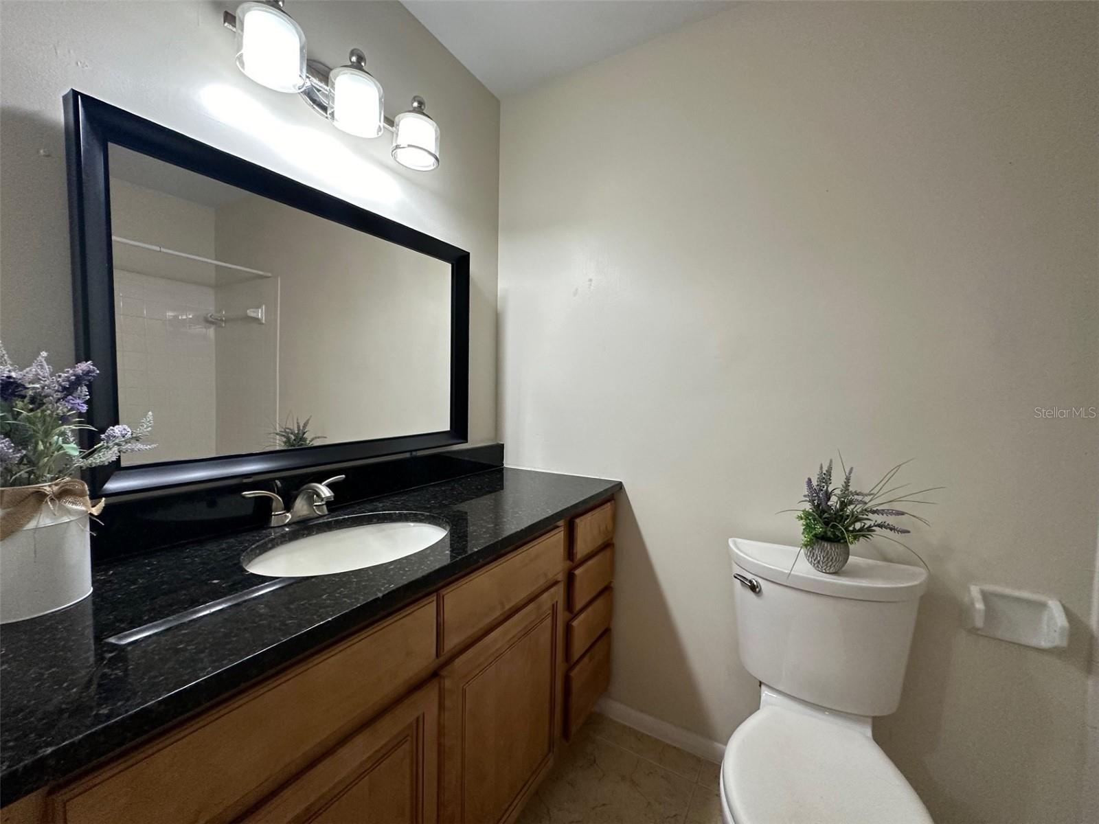 OXFORD SQUARE CONDO - Residential