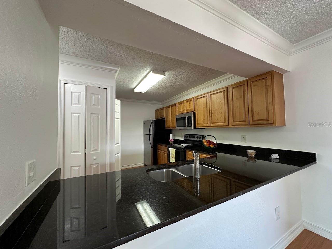 OXFORD SQUARE CONDO - Residential