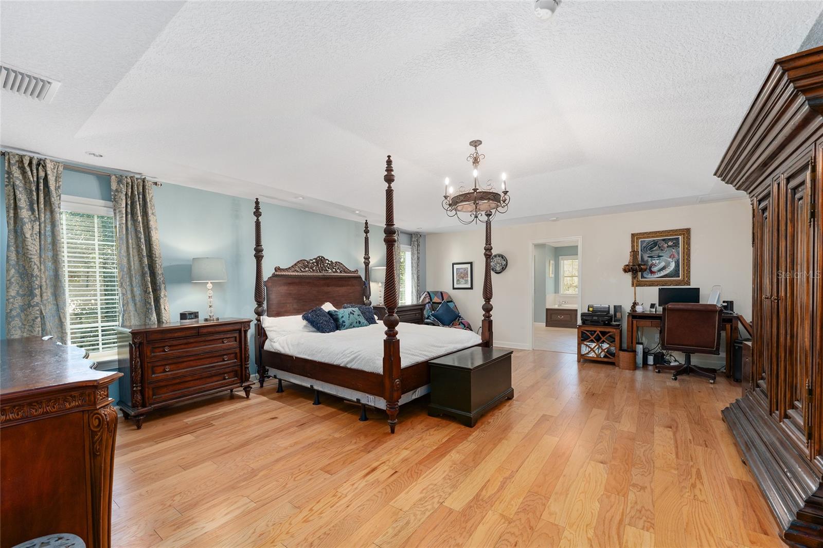GLEN HOLLOW FARMS - Residential