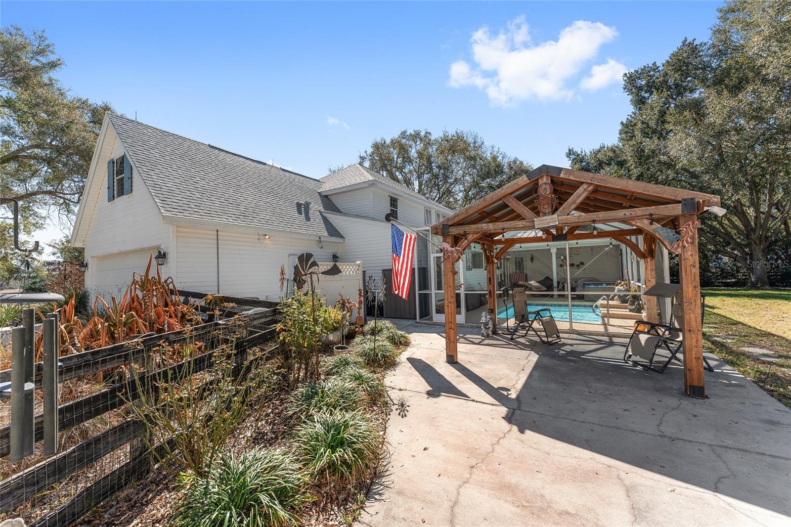 GLEN HOLLOW FARMS - Residential