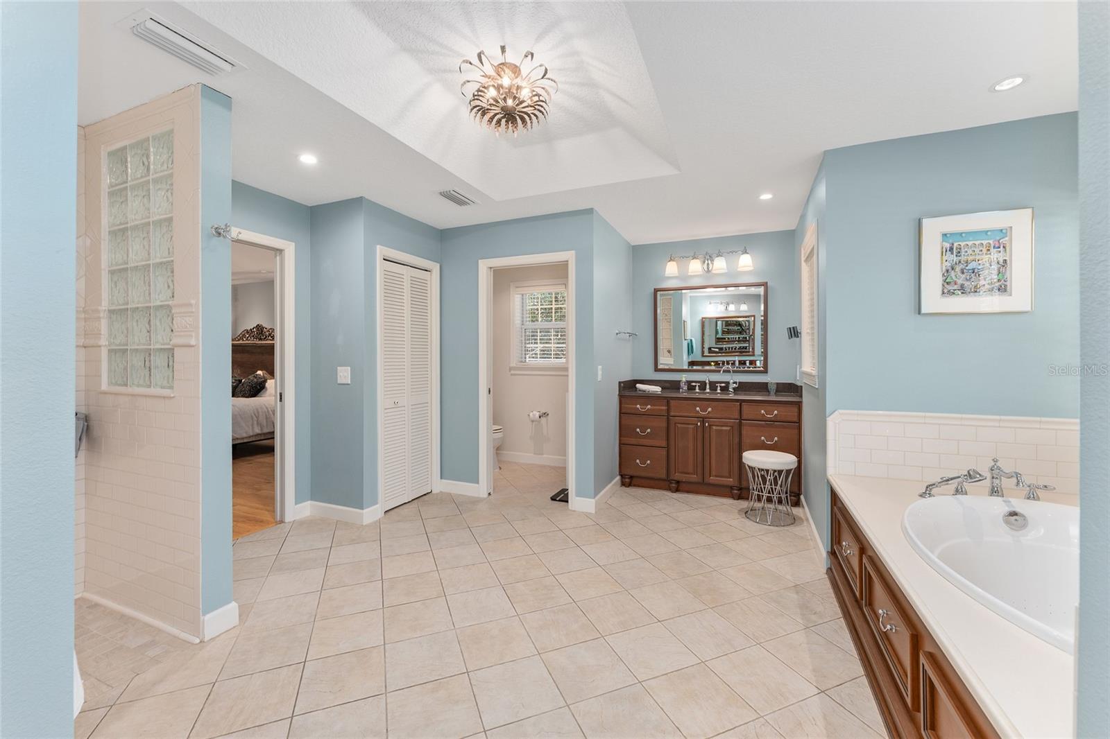 GLEN HOLLOW FARMS - Residential
