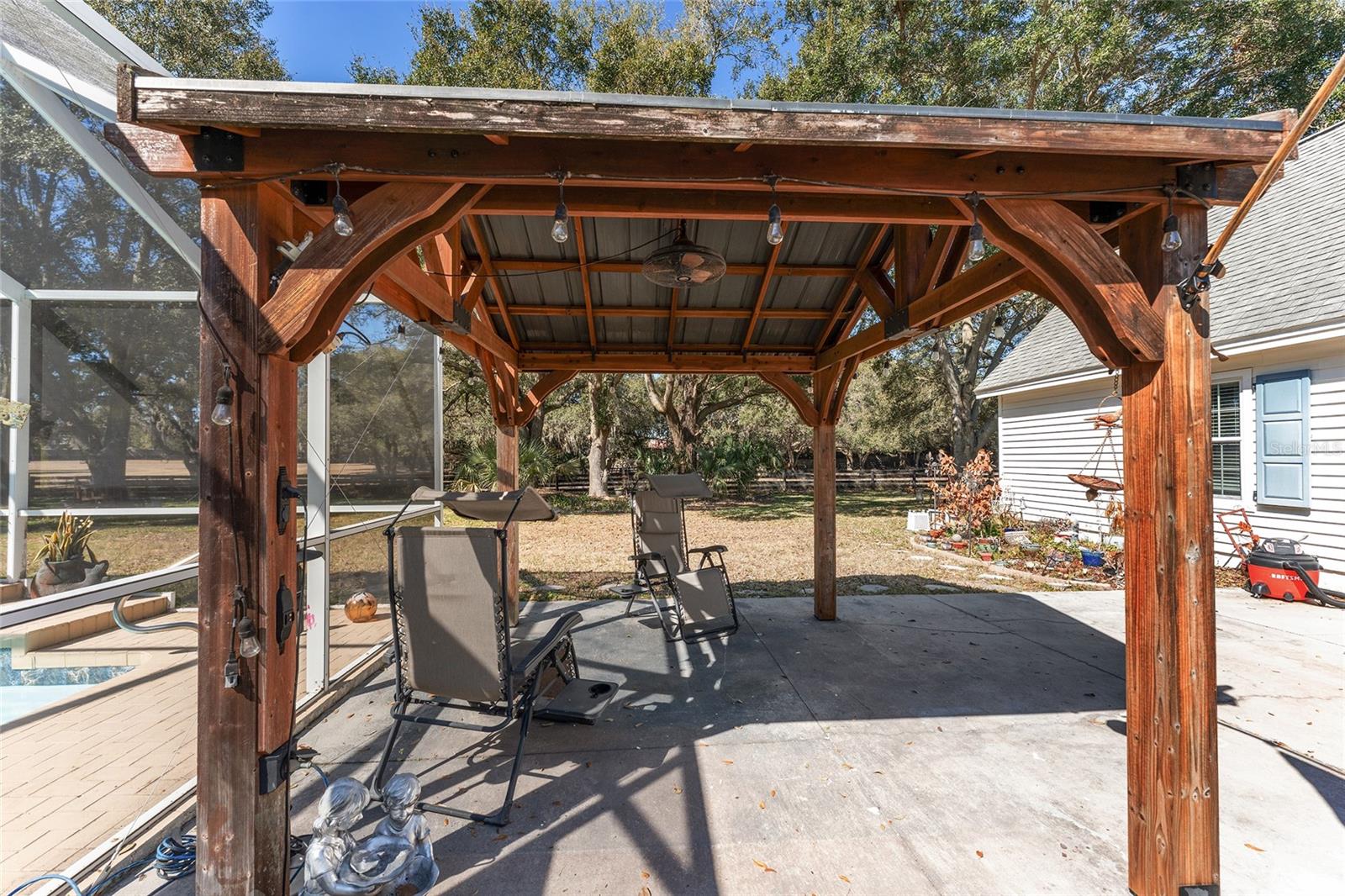 GLEN HOLLOW FARMS - Residential