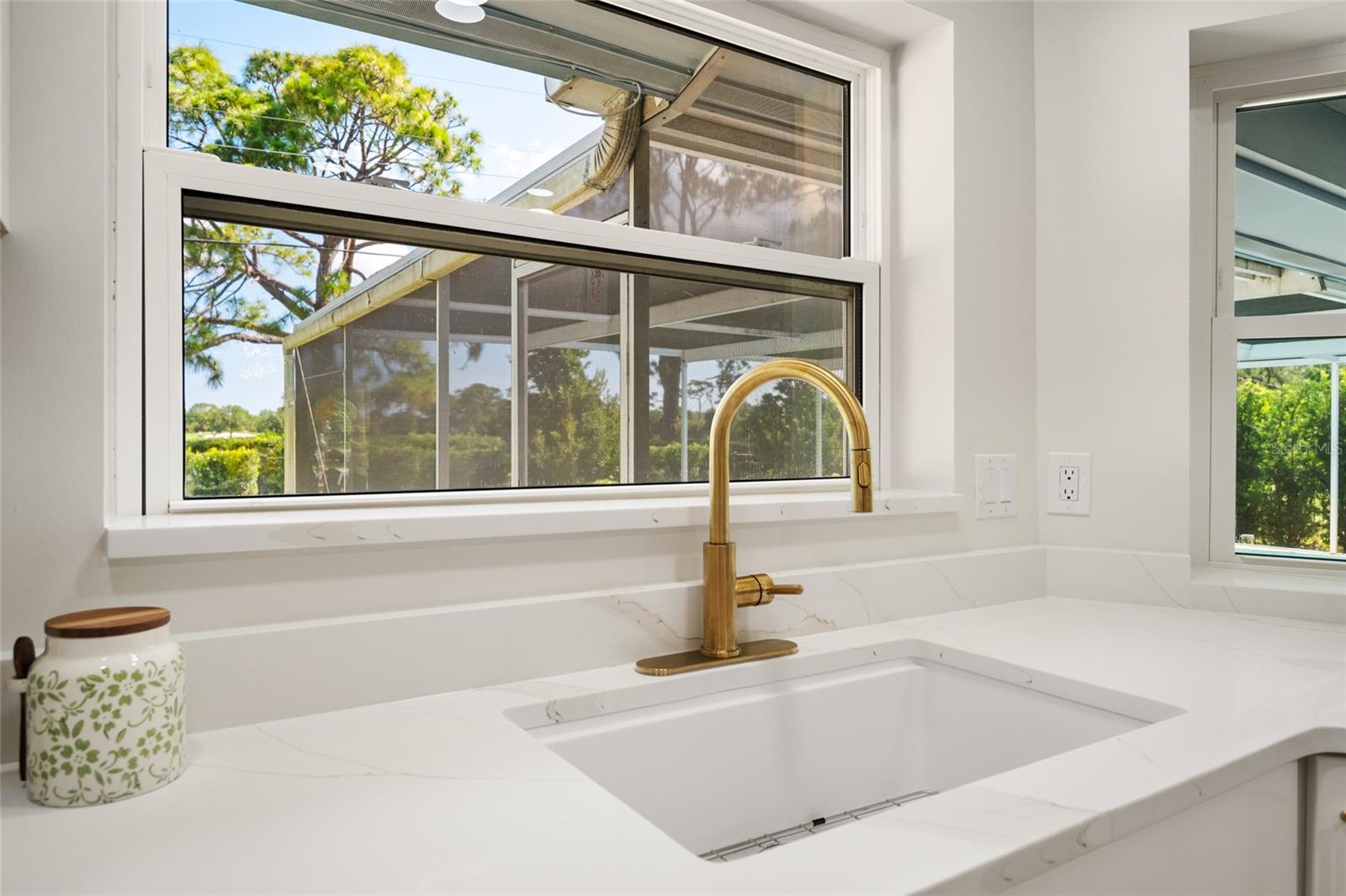 BELLEAIR ESTATES - Residential