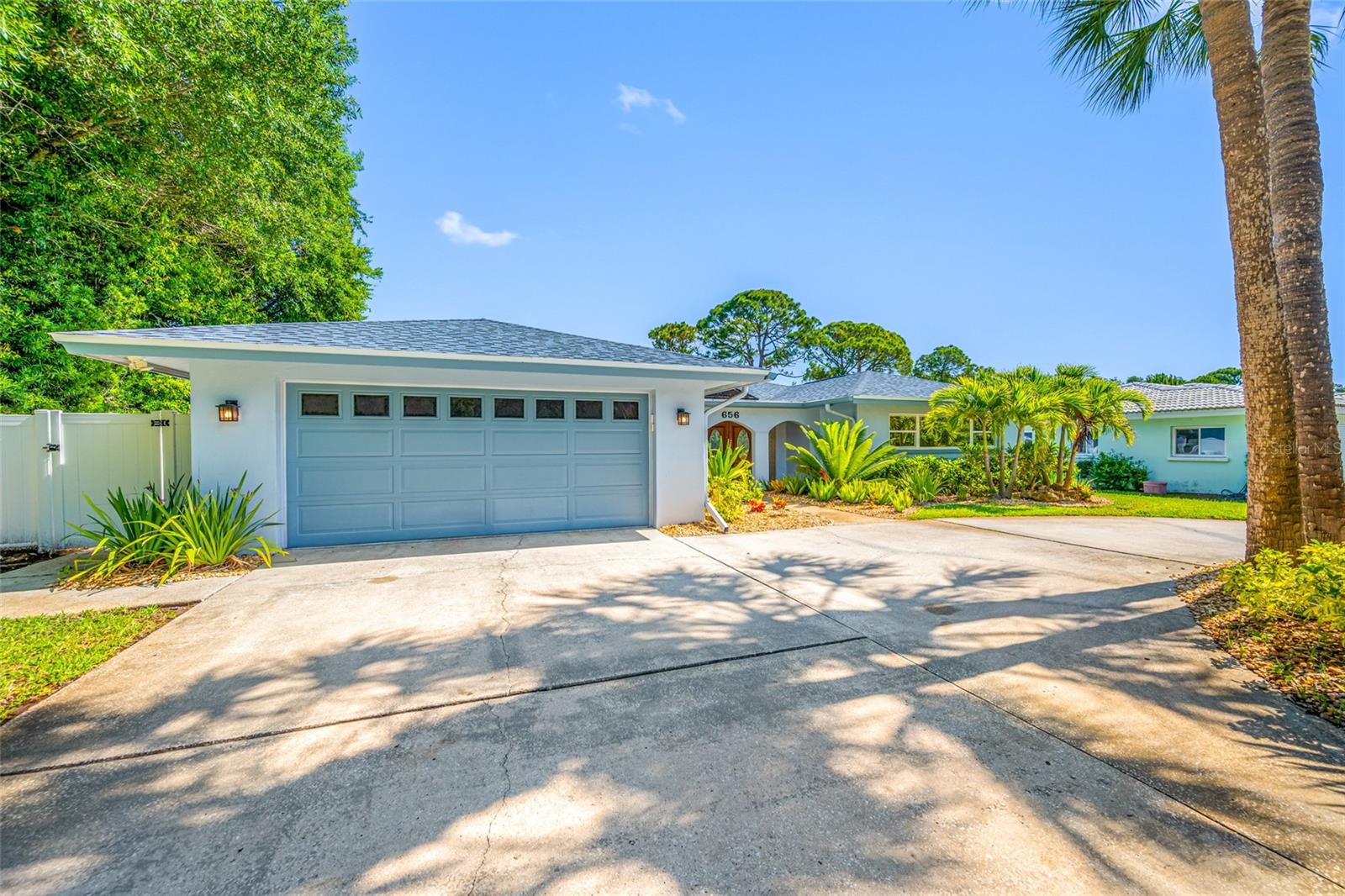 BELLEAIR ESTATES - Residential