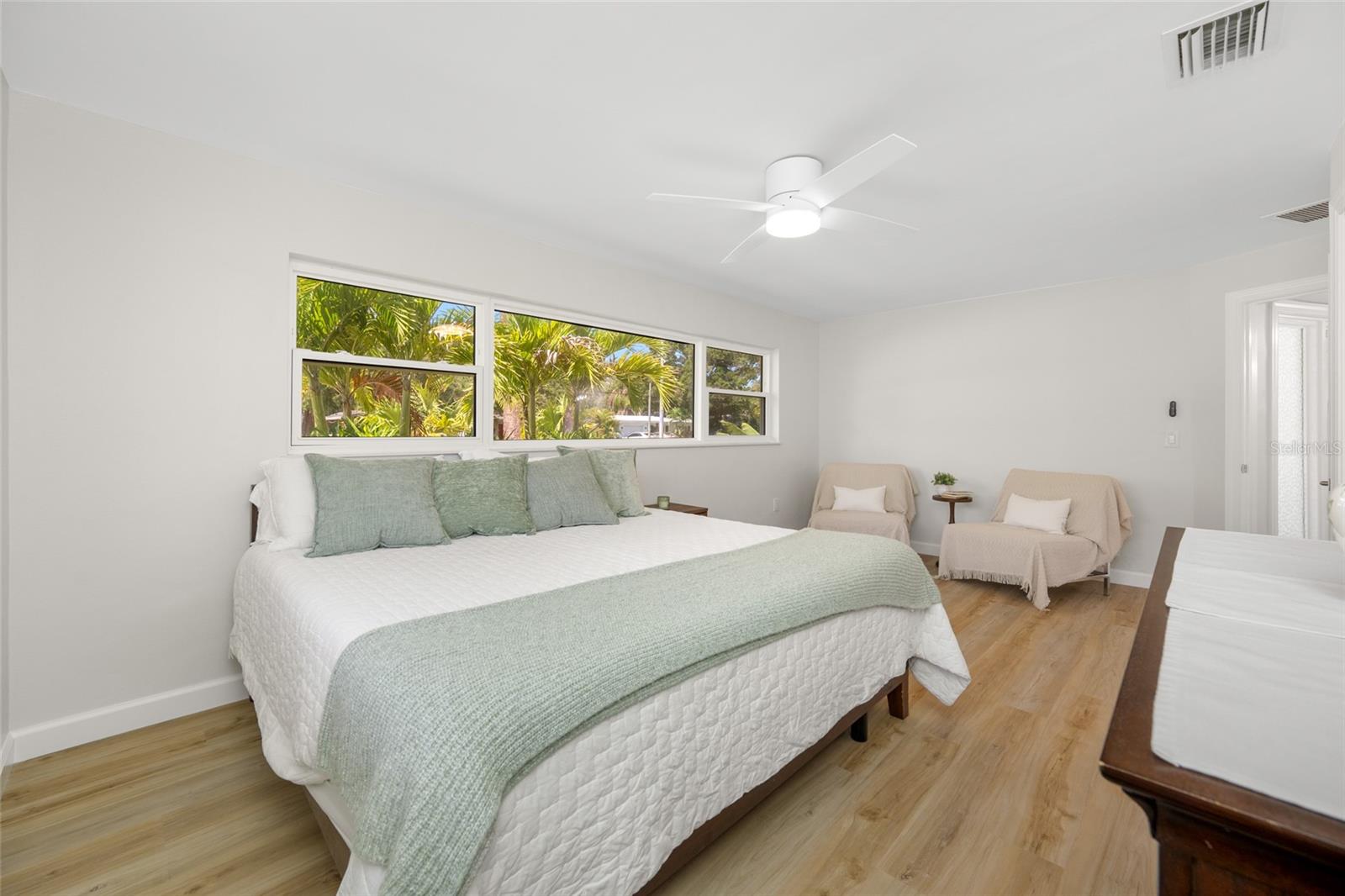 BELLEAIR ESTATES - Residential