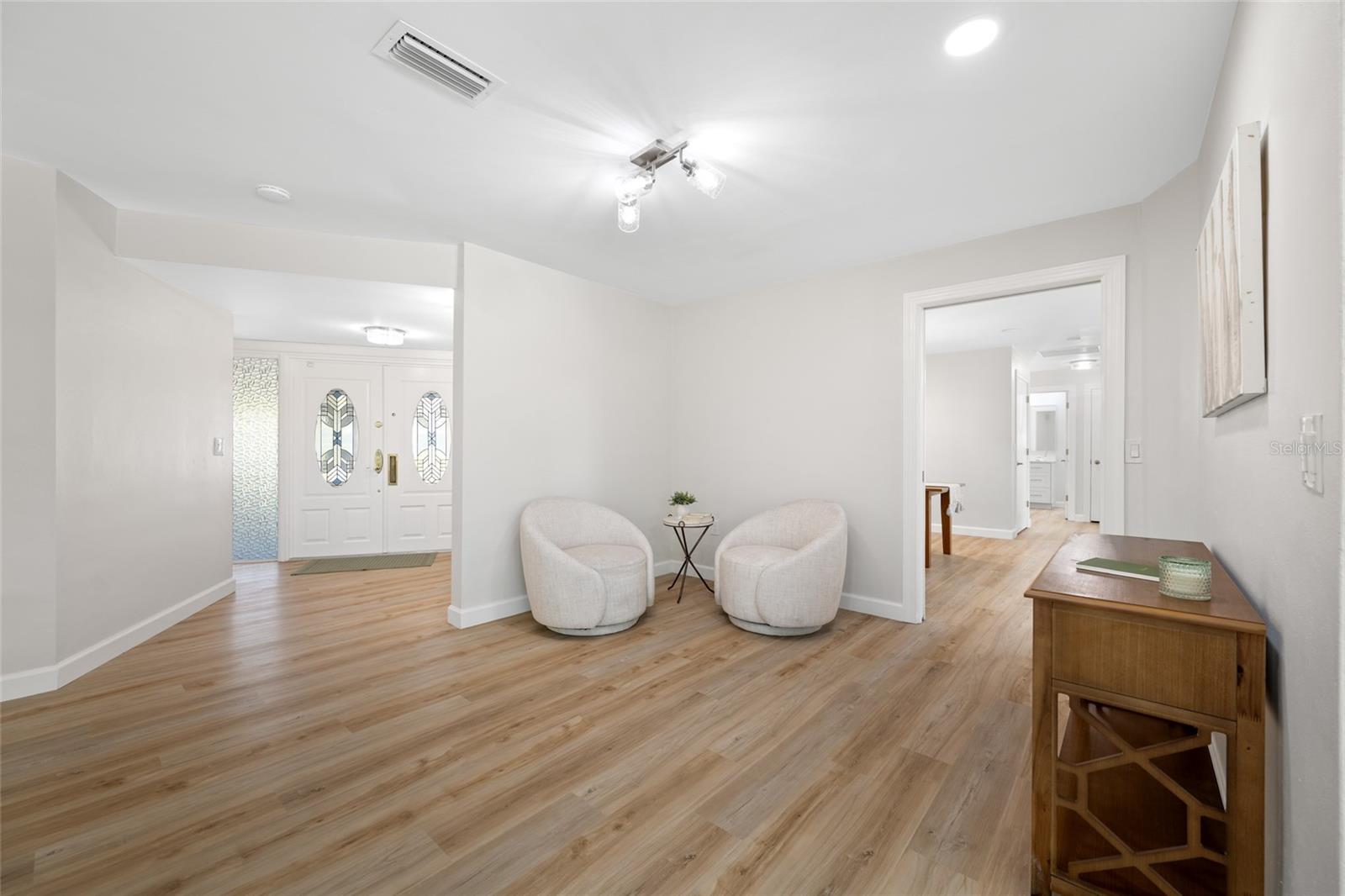 BELLEAIR ESTATES - Residential