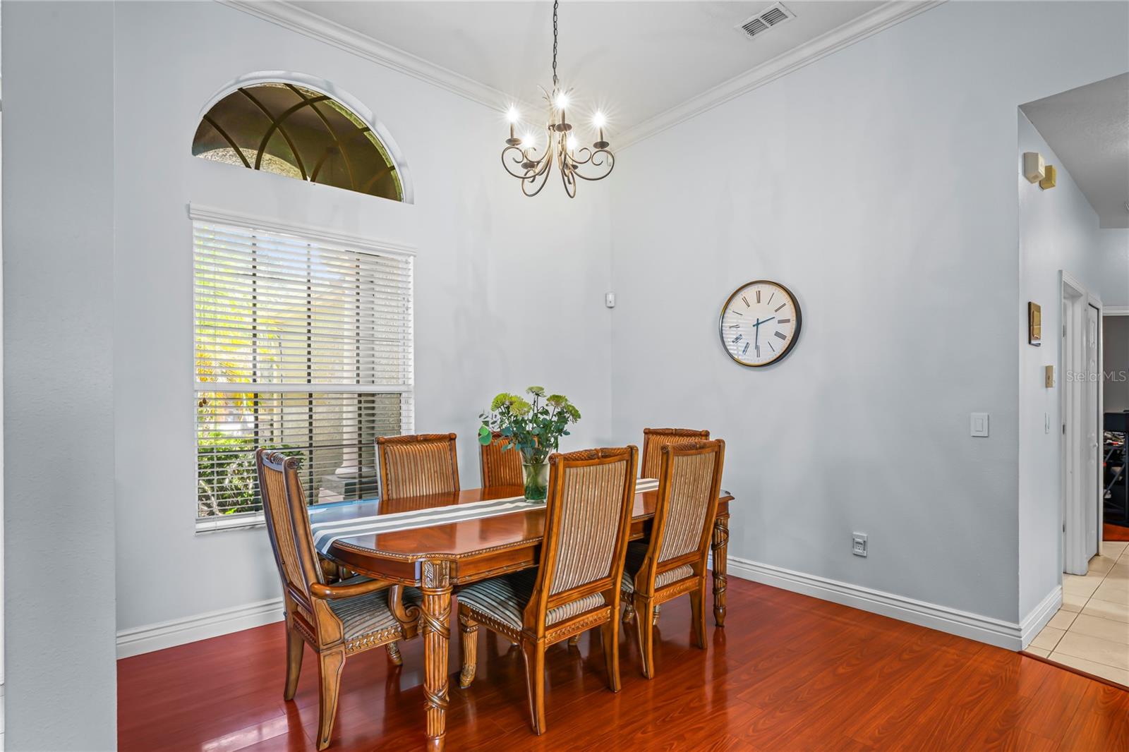 WEST HAMPTON - Residential