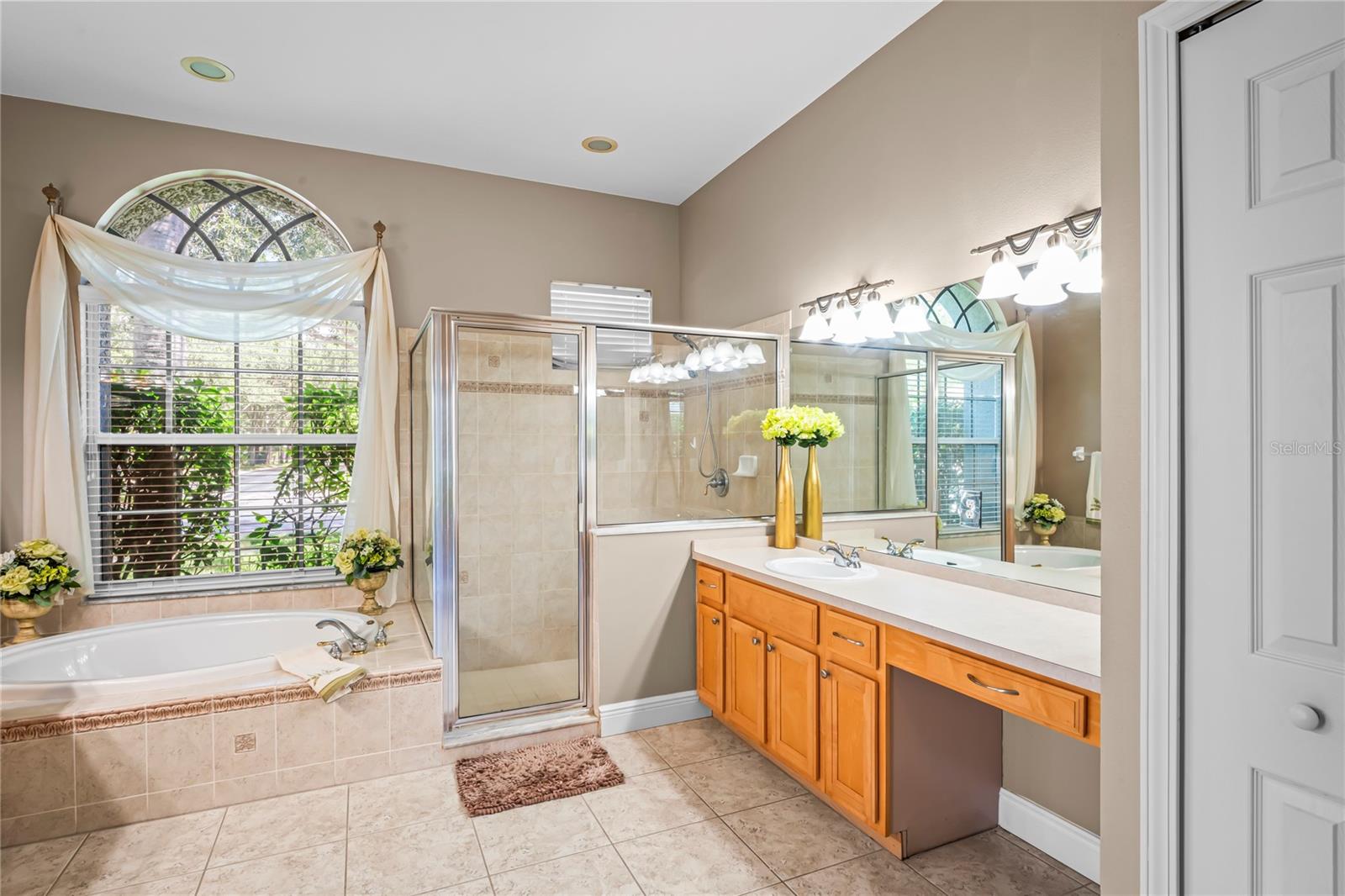 WEST HAMPTON - Residential