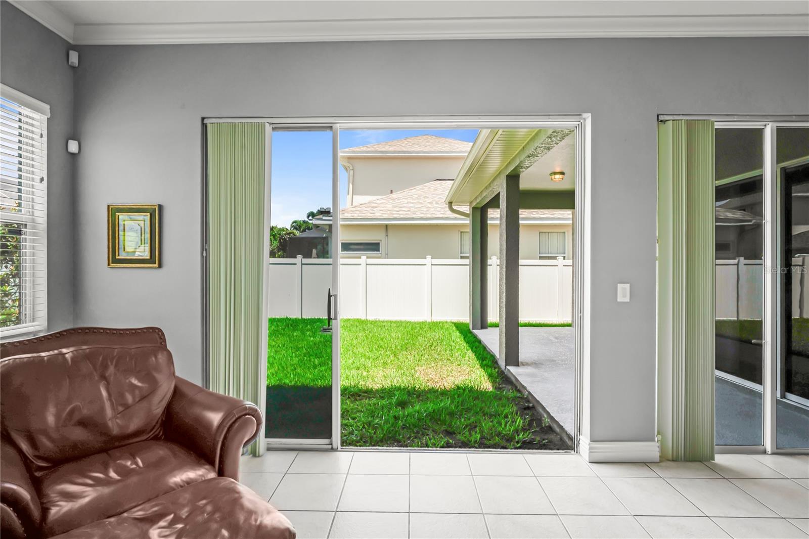 WEST HAMPTON - Residential