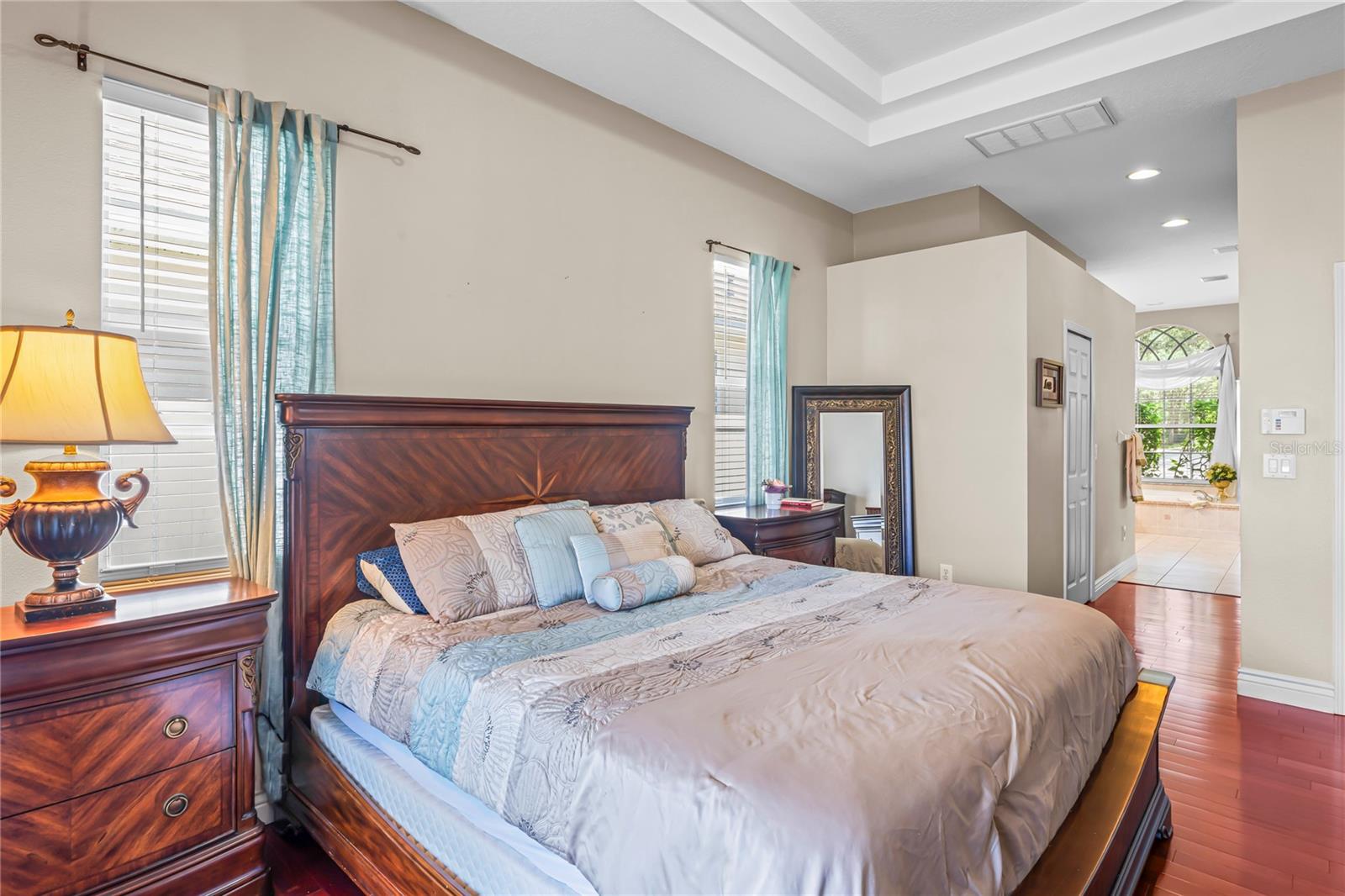 WEST HAMPTON - Residential
