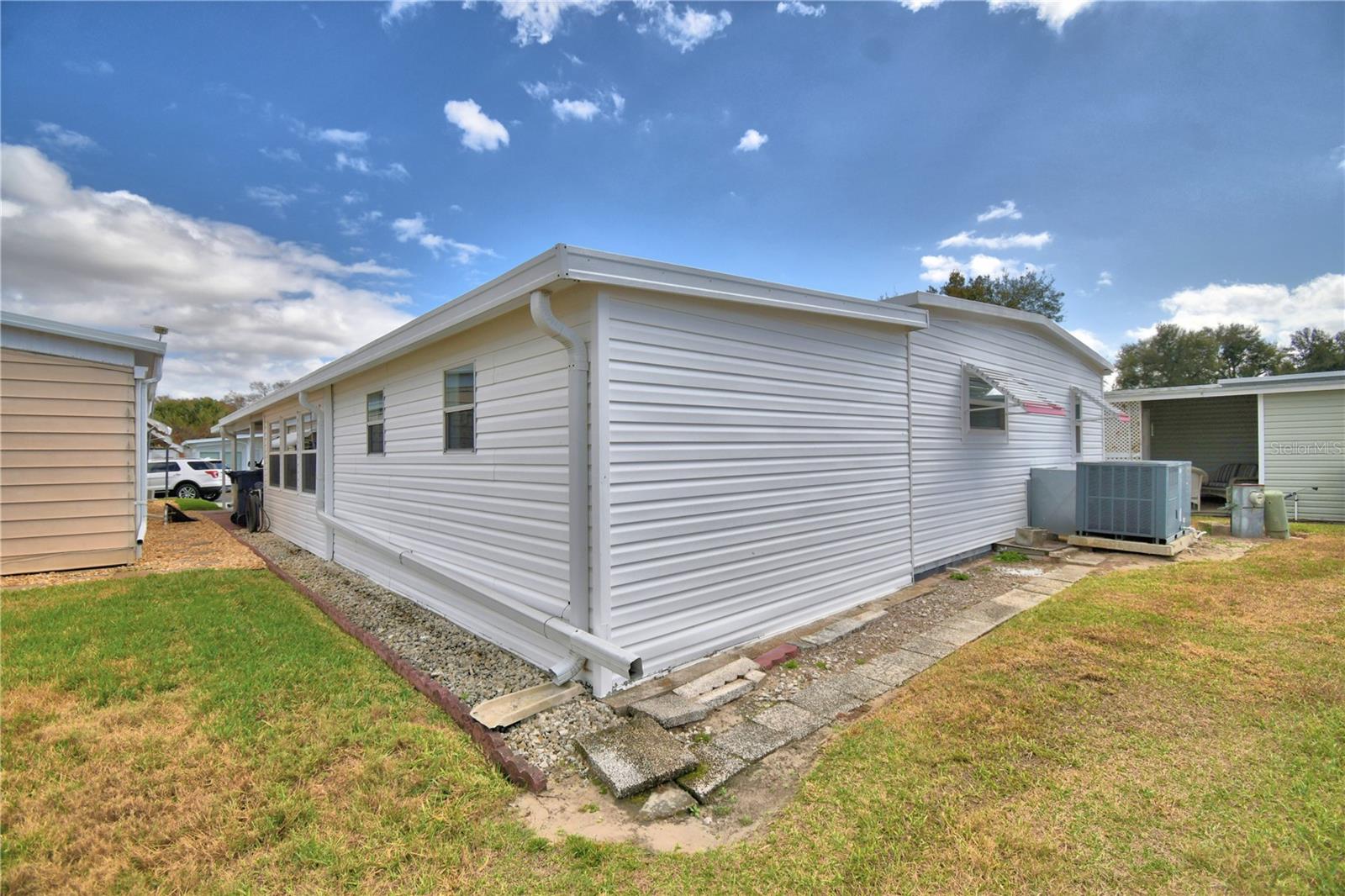 ARIANA SHORES MHP - Residential