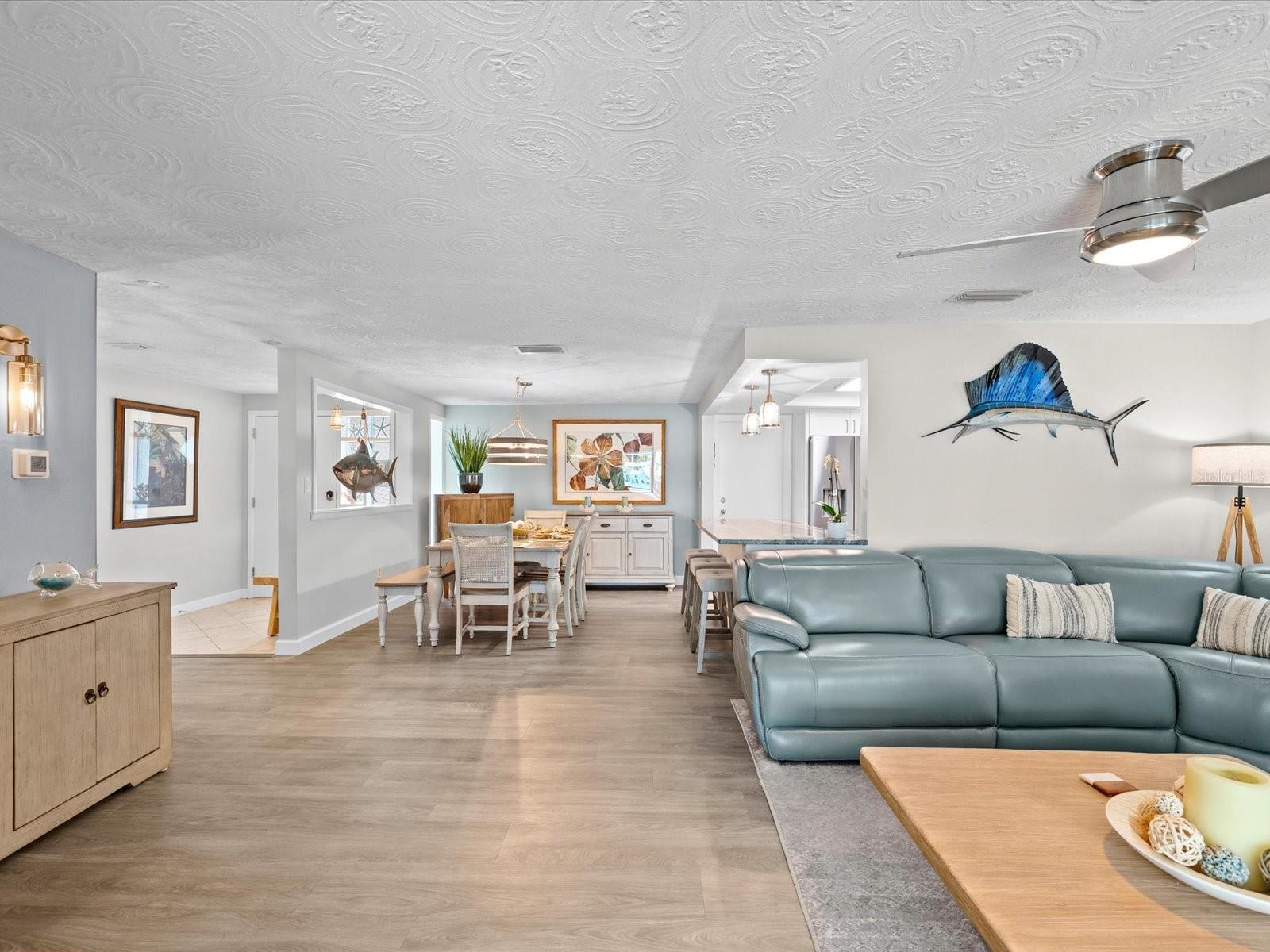 FLOR A MAR - Residential