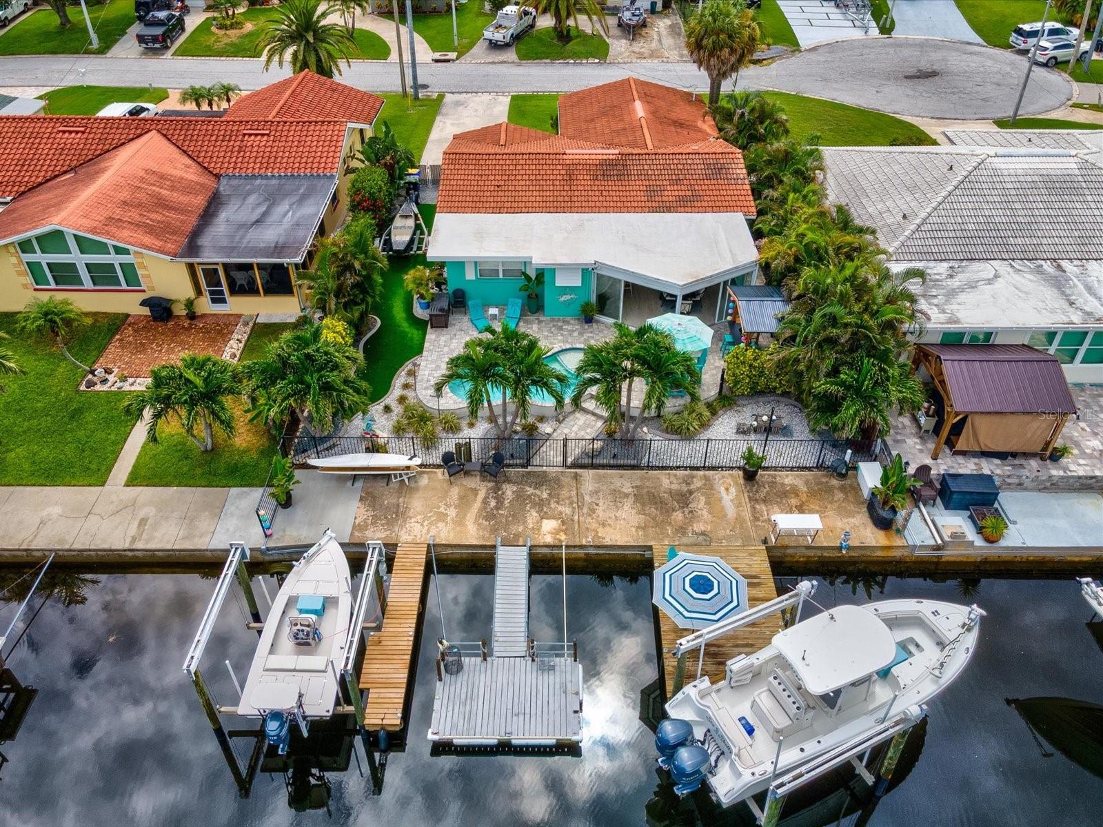 FLOR A MAR - Residential