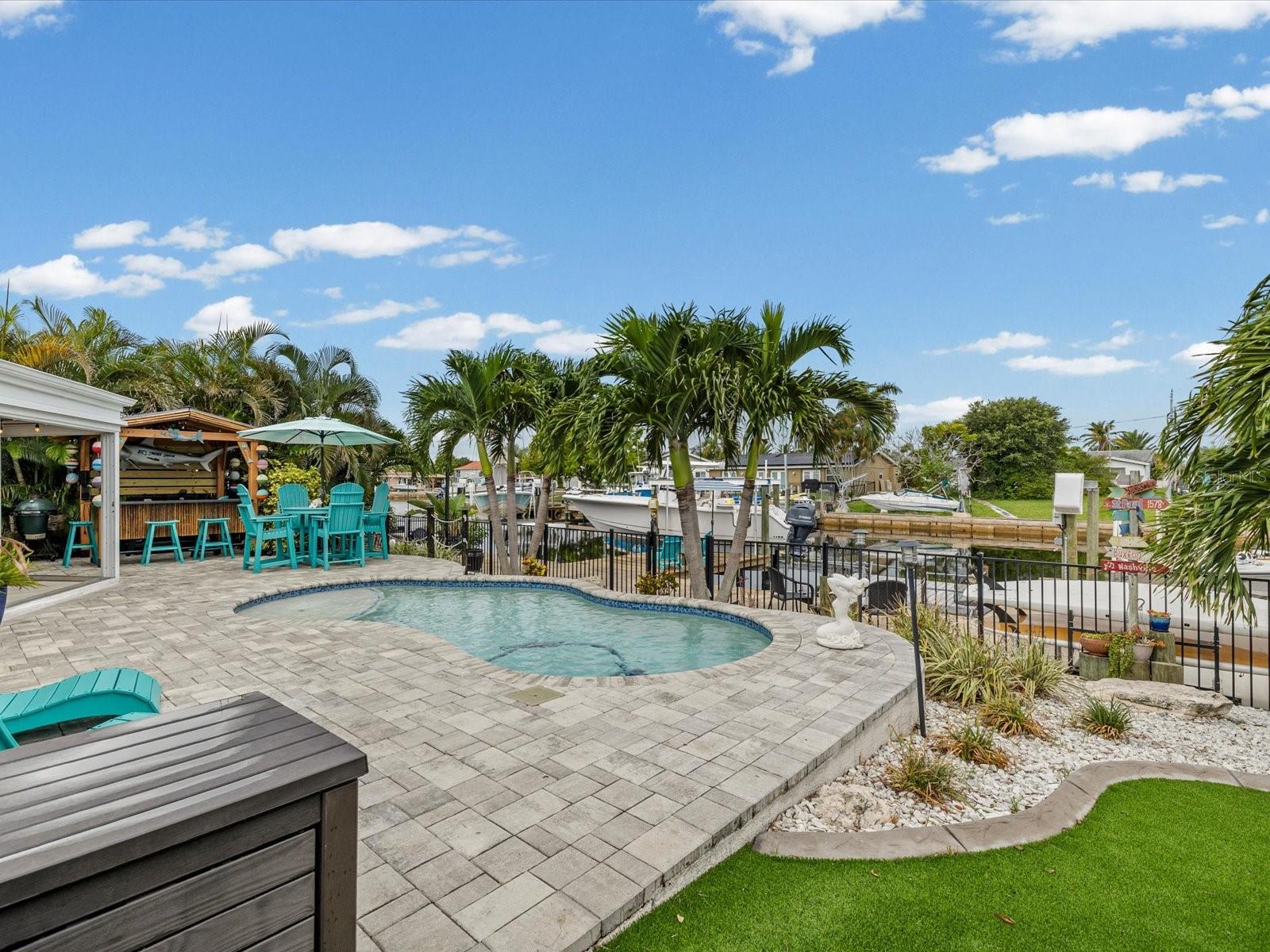 FLOR A MAR - Residential