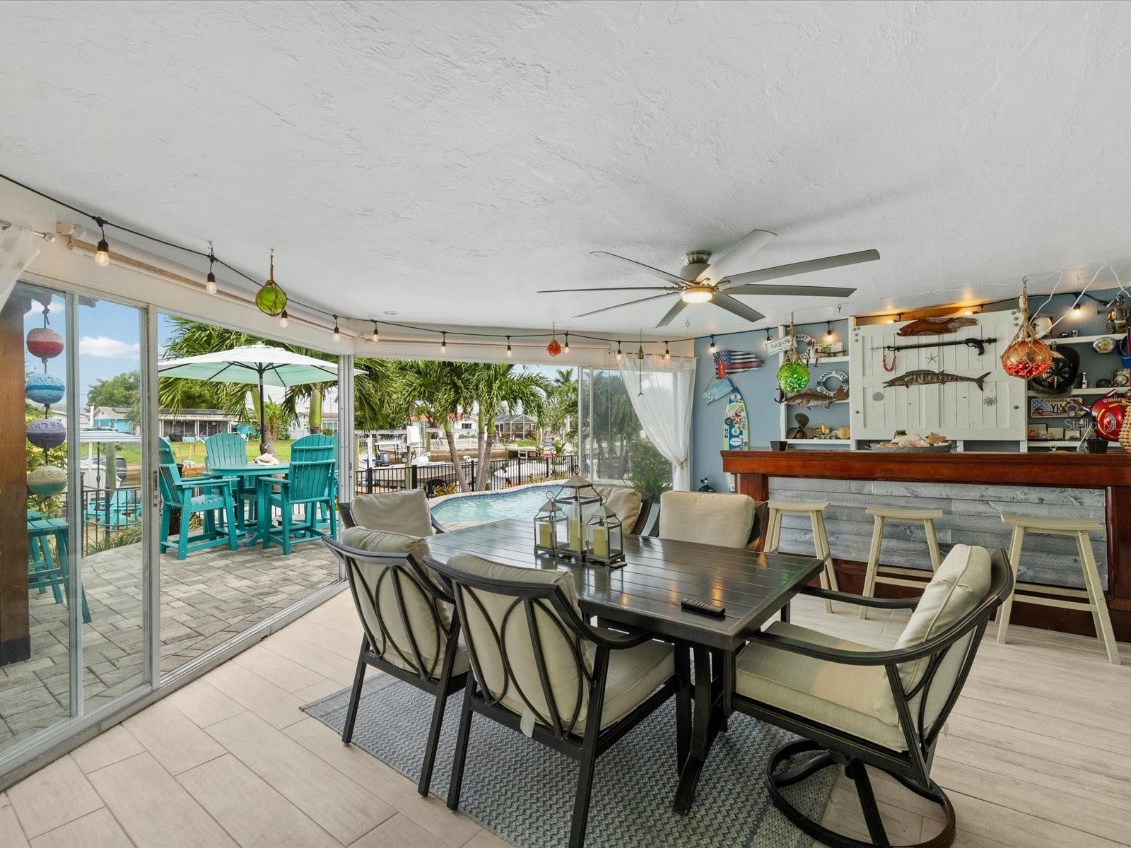 FLOR A MAR - Residential