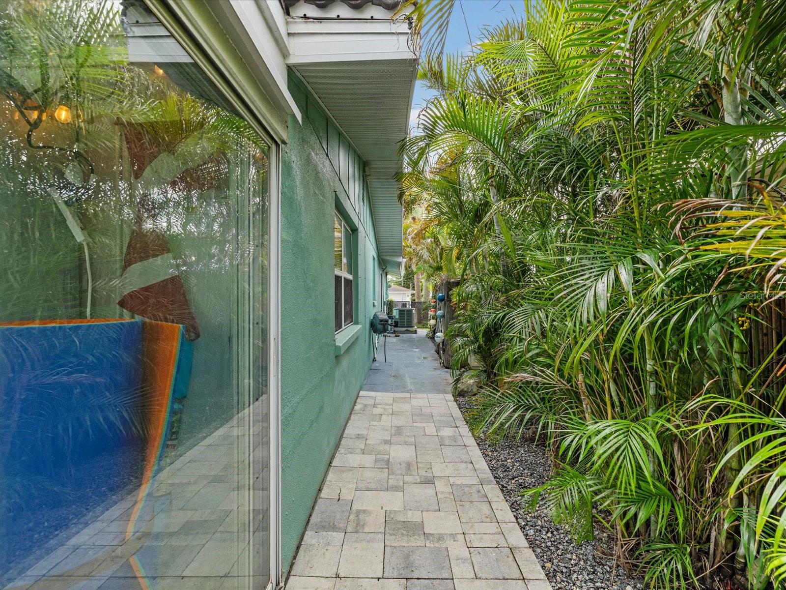 FLOR A MAR - Residential