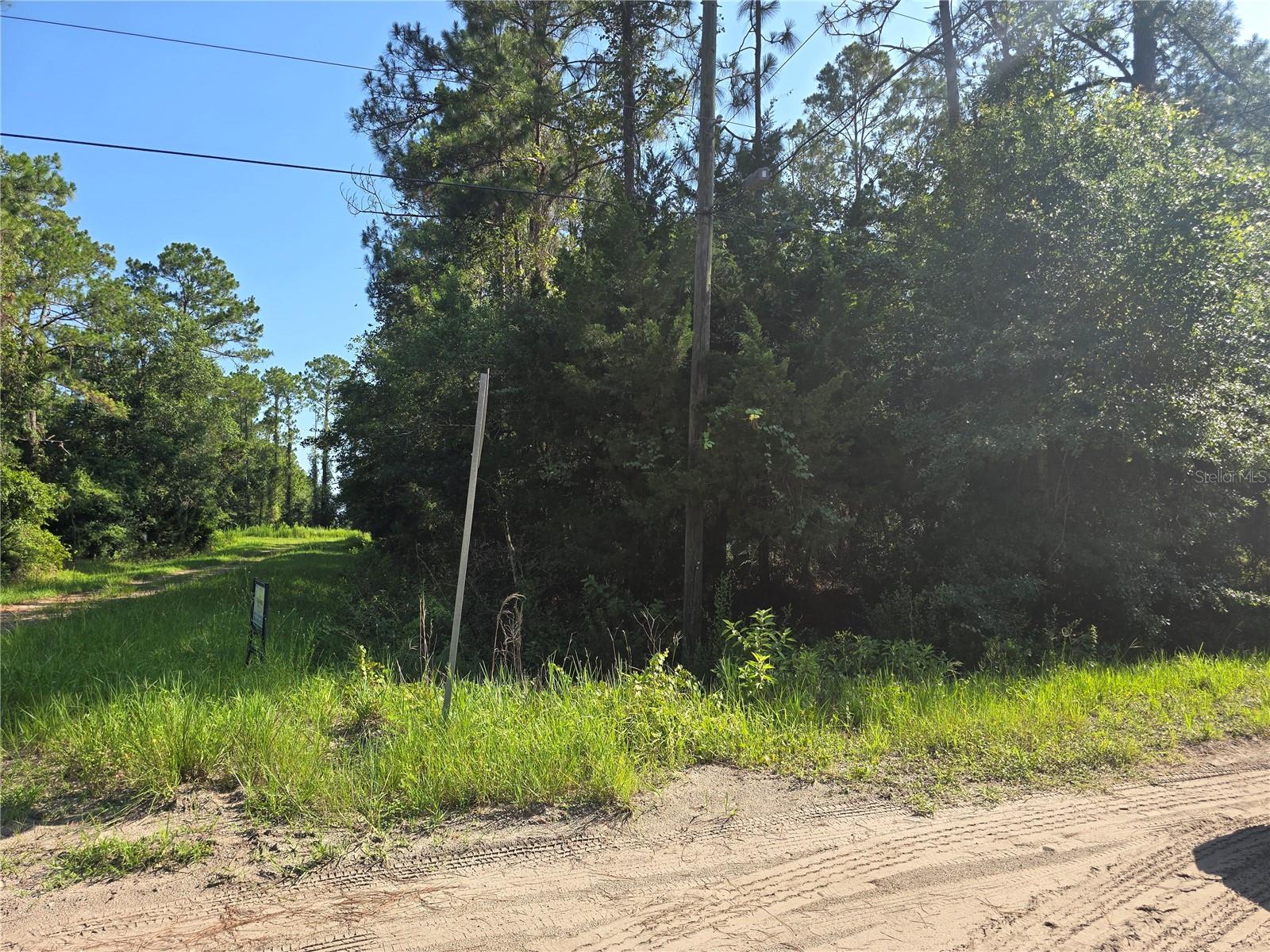 DAYTONA NORTH SUB - Land