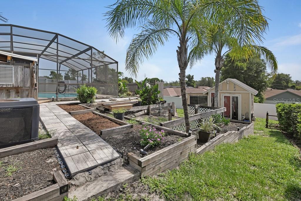 DELTONA LAKES UNIT 39 - Residential