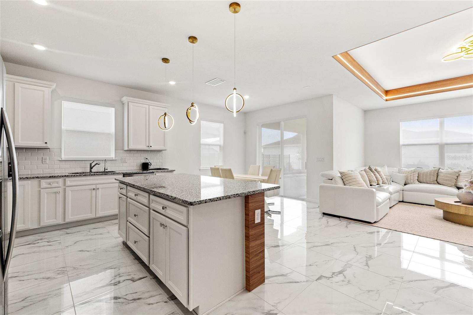 EVERBE PH 1C - Residential