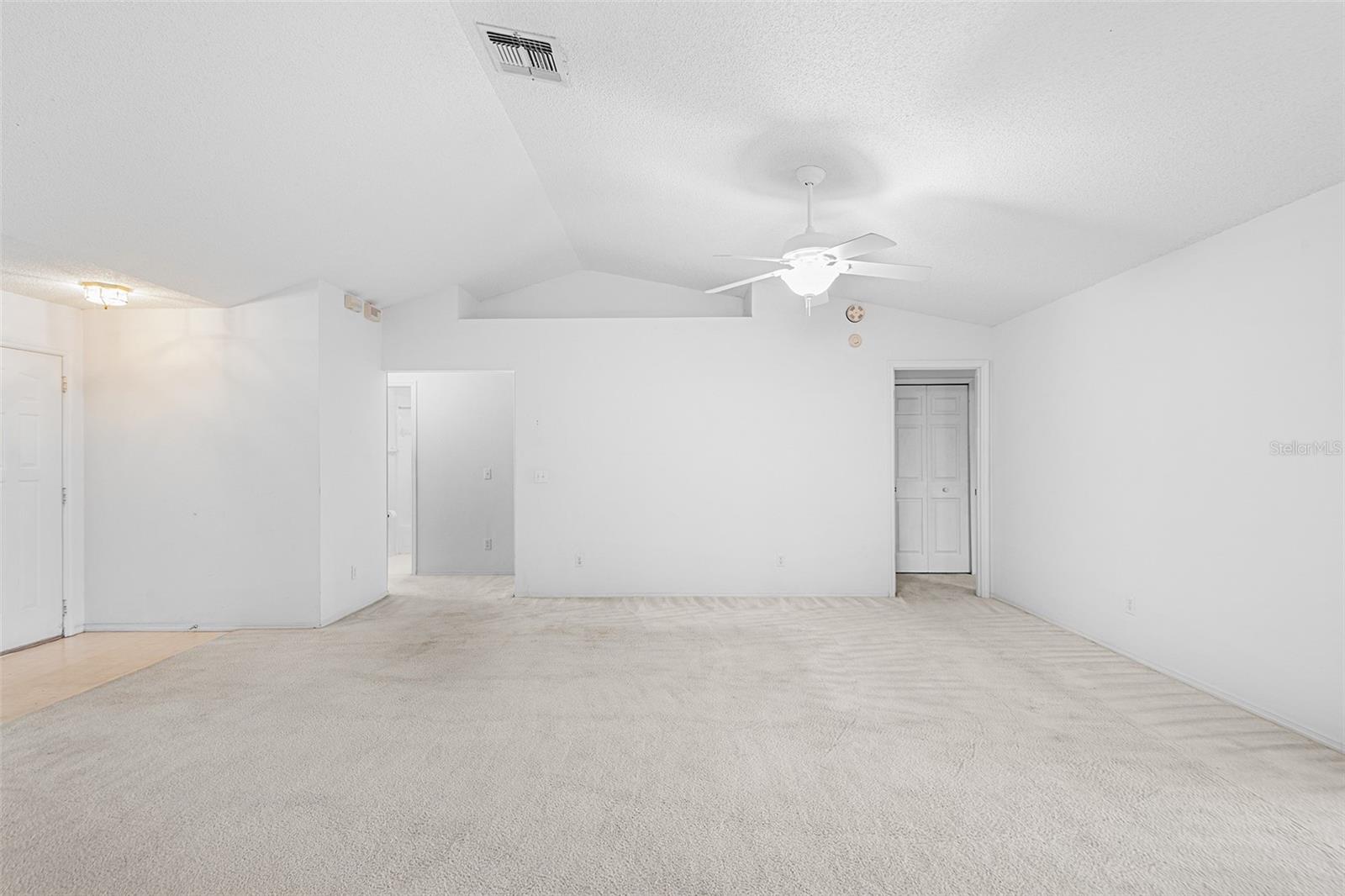 HUCKLEBERRY FIELDS - Residential