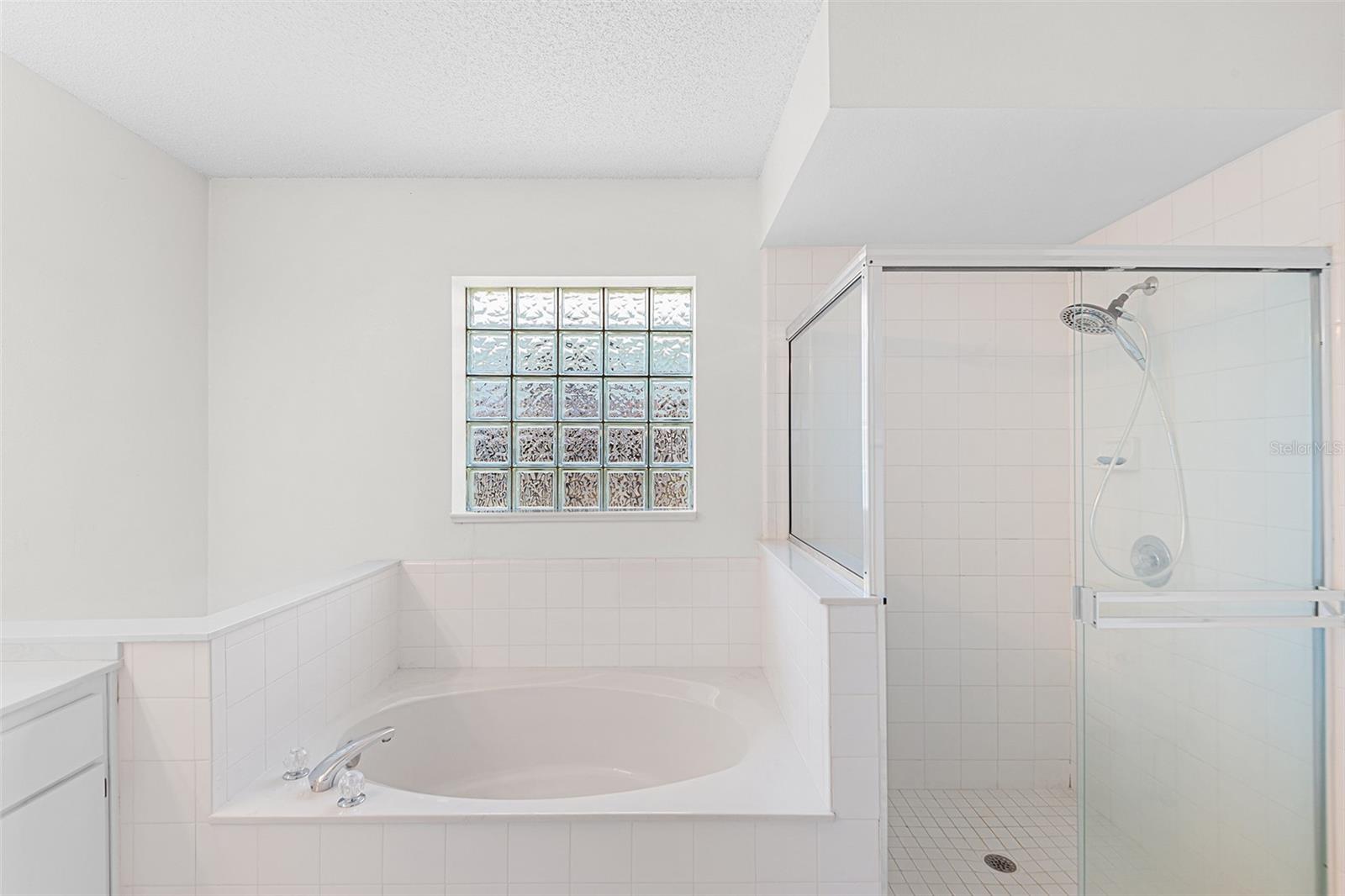 HUCKLEBERRY FIELDS - Residential
