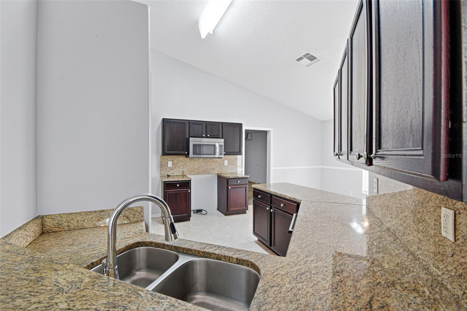 BRENTWOOD HILLS TRCT B UN 2 - Residential