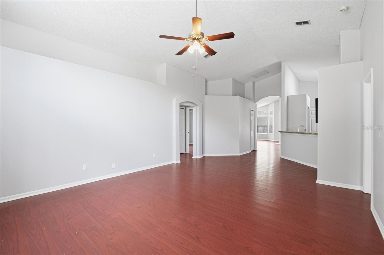 BRENTWOOD HILLS TRCT B UN 2 - Residential