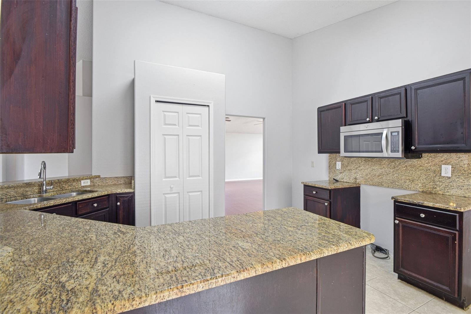 BRENTWOOD HILLS TRCT B UN 2 - Residential