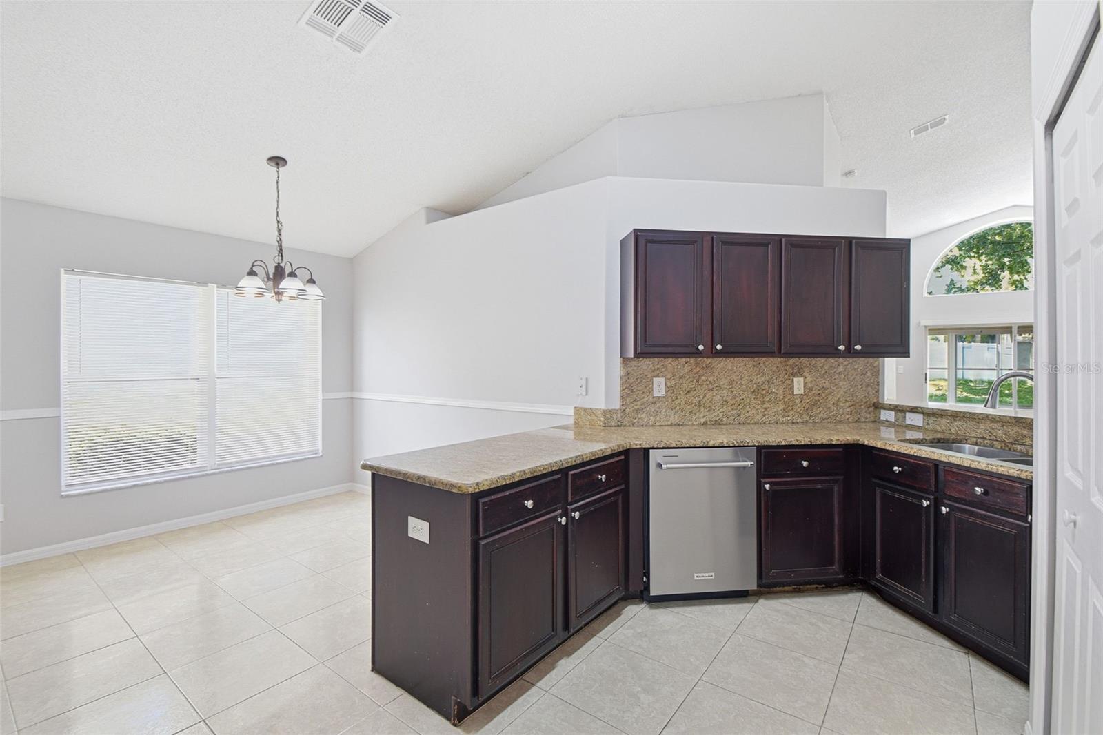 BRENTWOOD HILLS TRCT B UN 2 - Residential