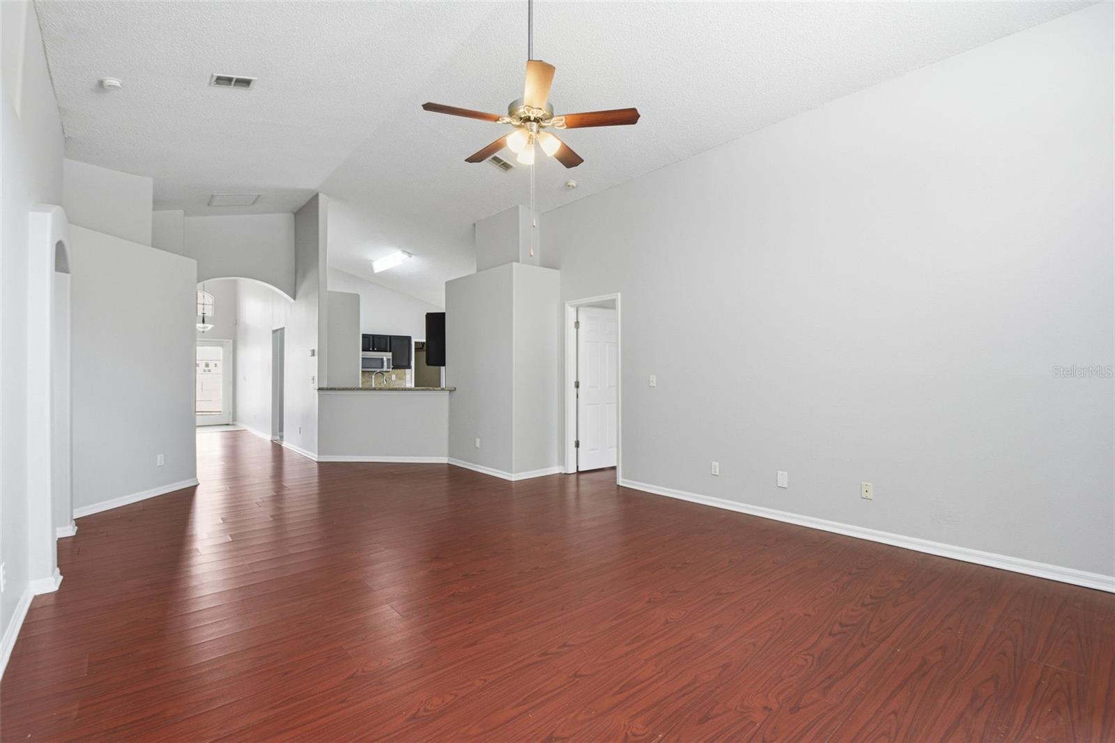 BRENTWOOD HILLS TRCT B UN 2 - Residential