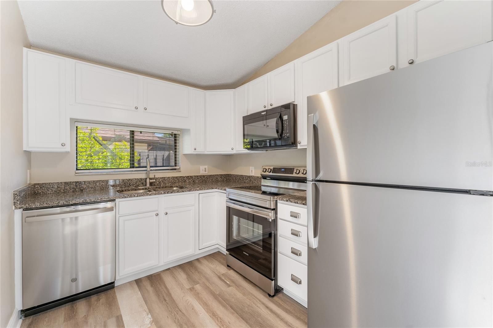 BELLEFIELD VILLAGE AMD - Residential Lease