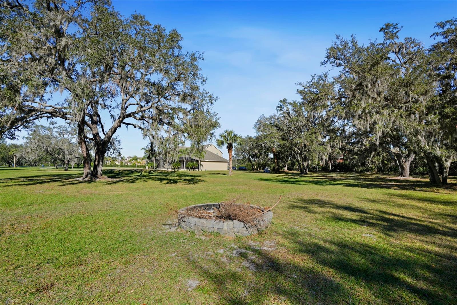 HAMMOCK OAKS RESERVE - Residential