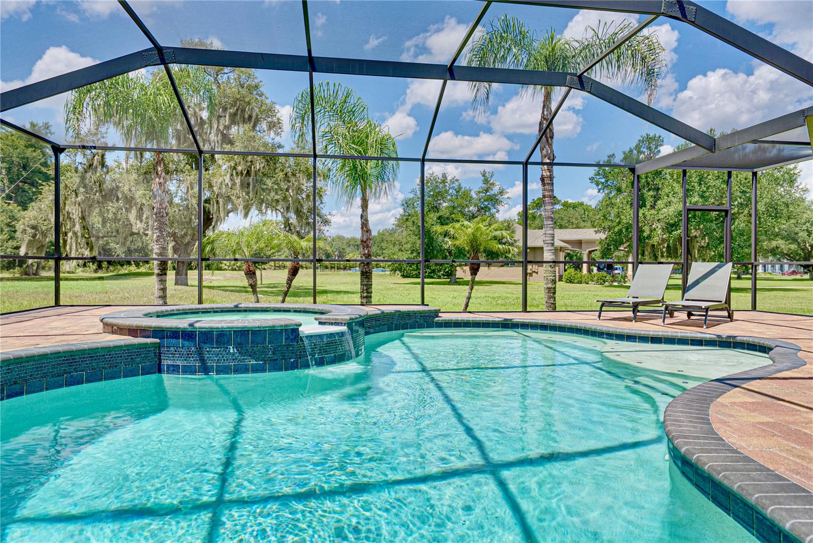 HAMMOCK OAKS RESERVE - Residential