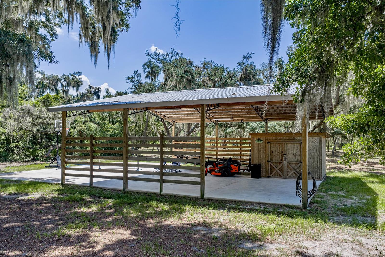 HAMMOCK OAKS RESERVE - Residential