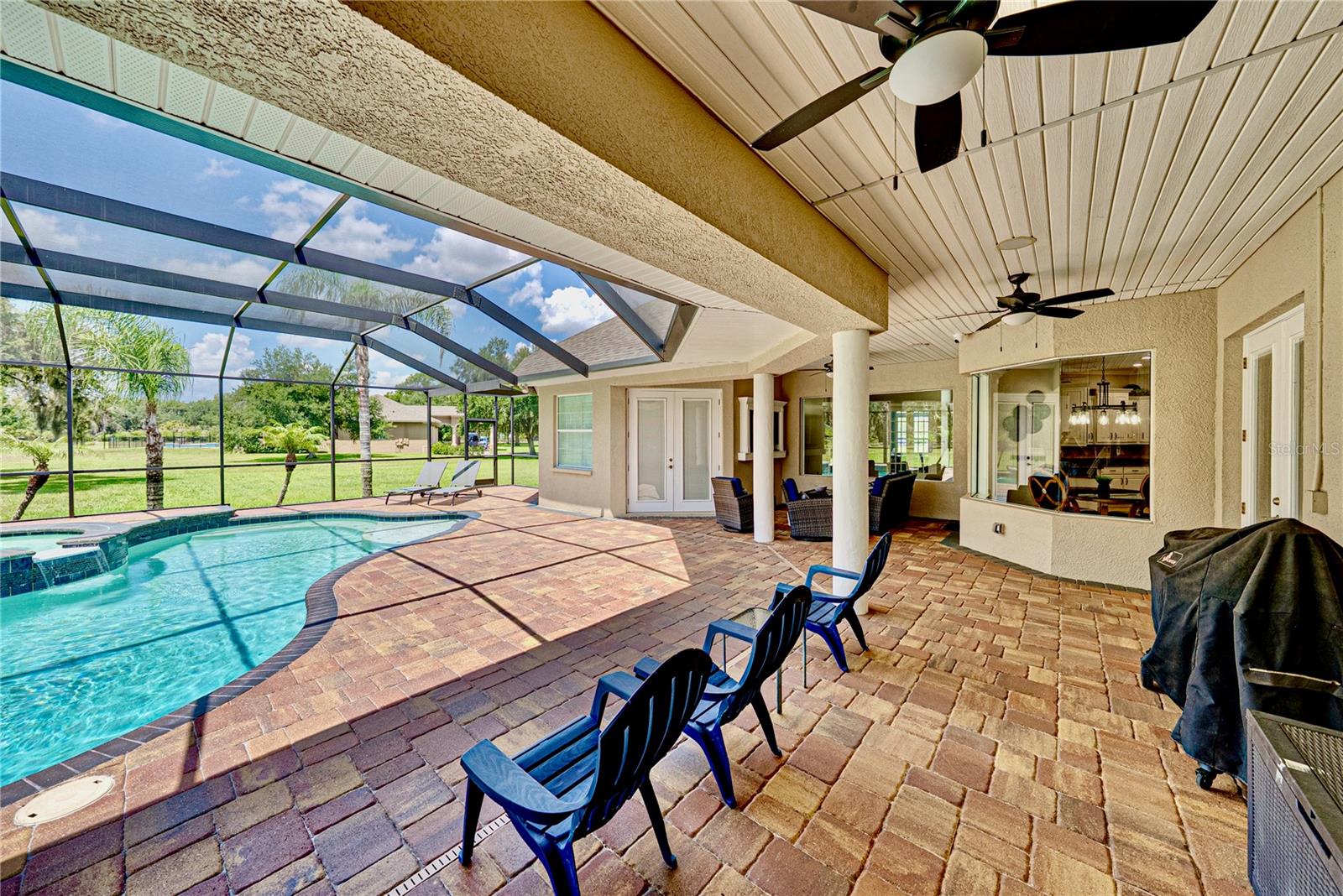 HAMMOCK OAKS RESERVE - Residential