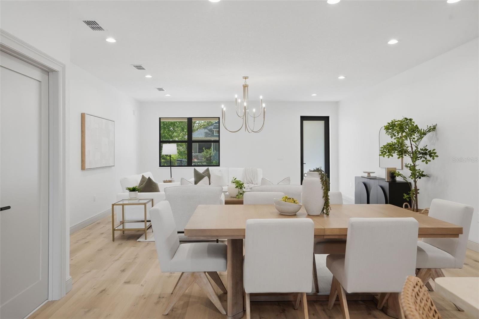 LA PALOMA - Residential