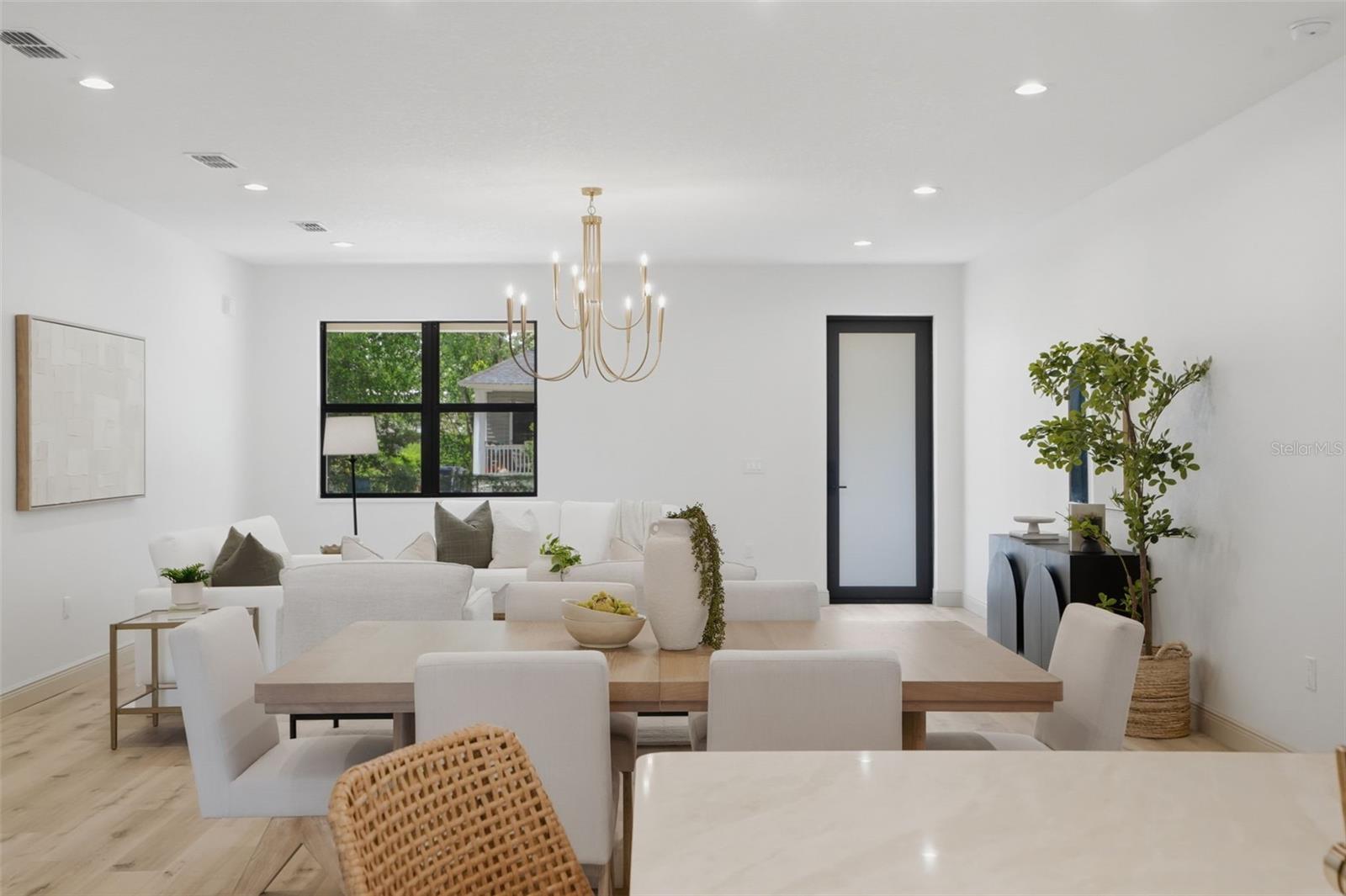 LA PALOMA - Residential