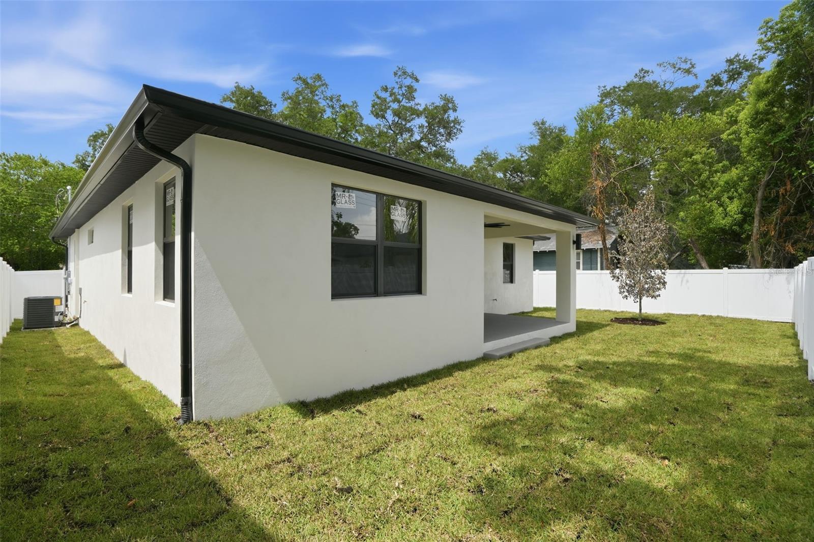 LA PALOMA - Residential