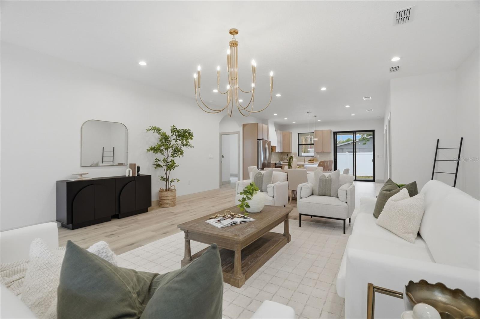 LA PALOMA - Residential