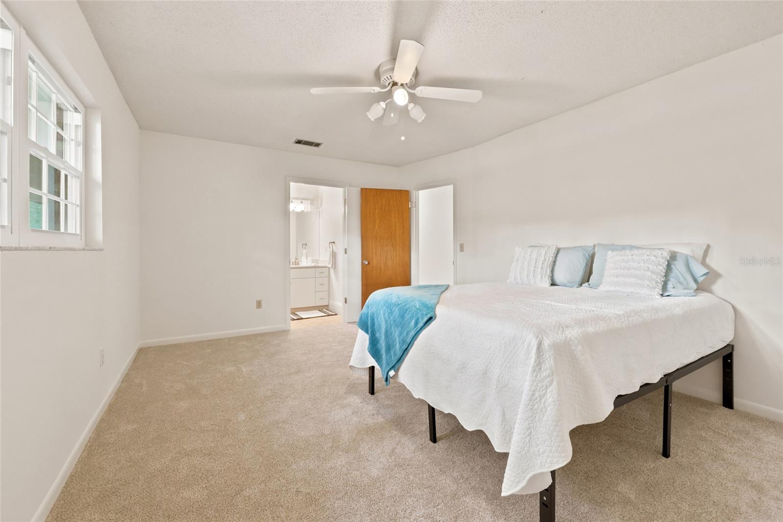 HENDERSON HEIGHTS - Residential