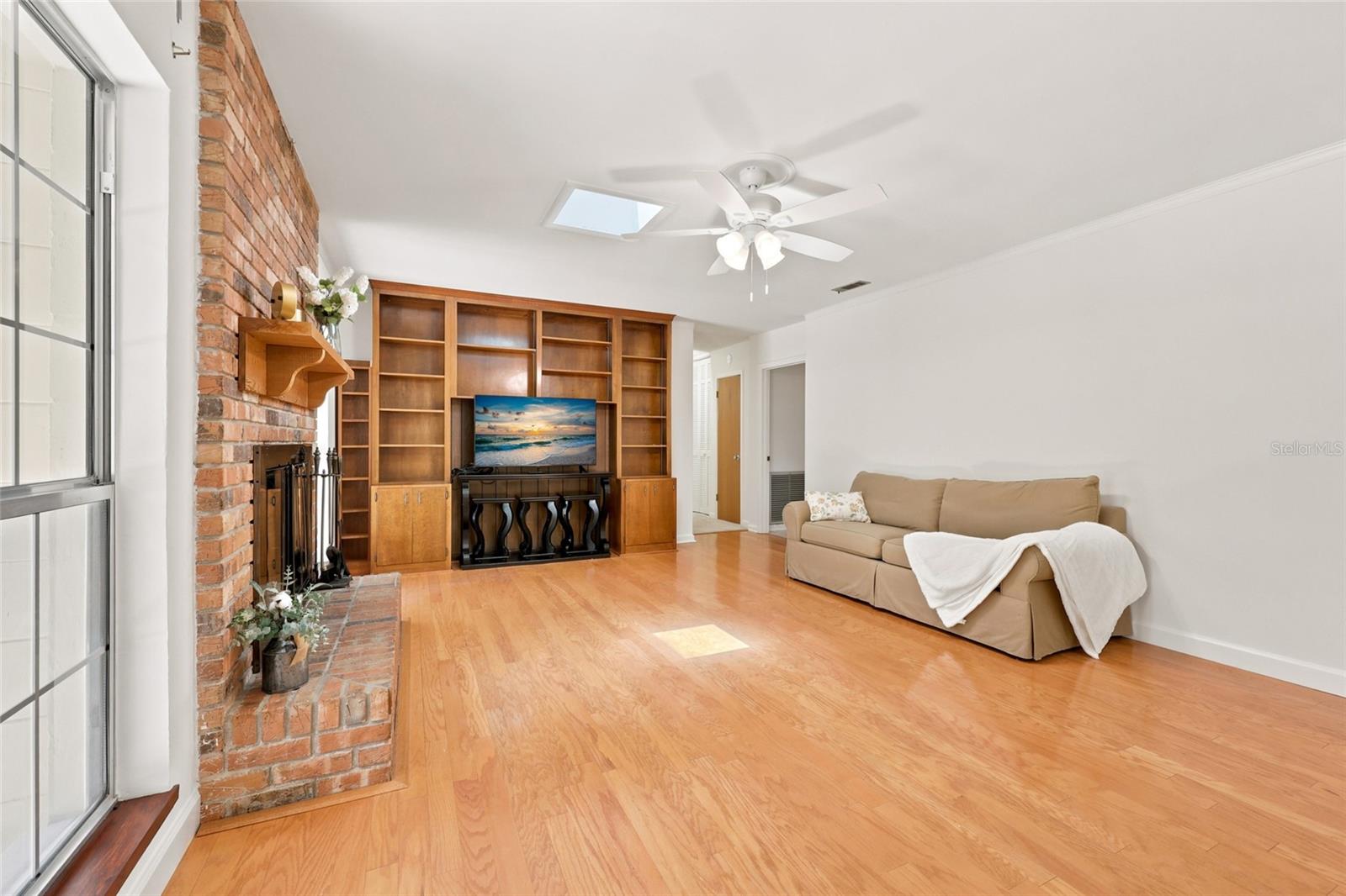 HENDERSON HEIGHTS - Residential
