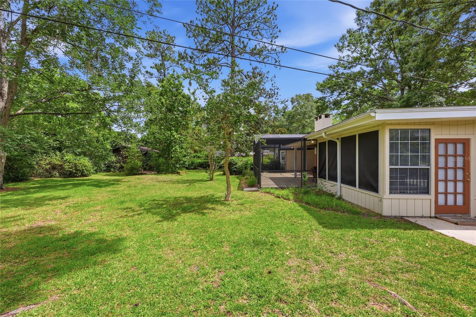 HENDERSON HEIGHTS - Residential