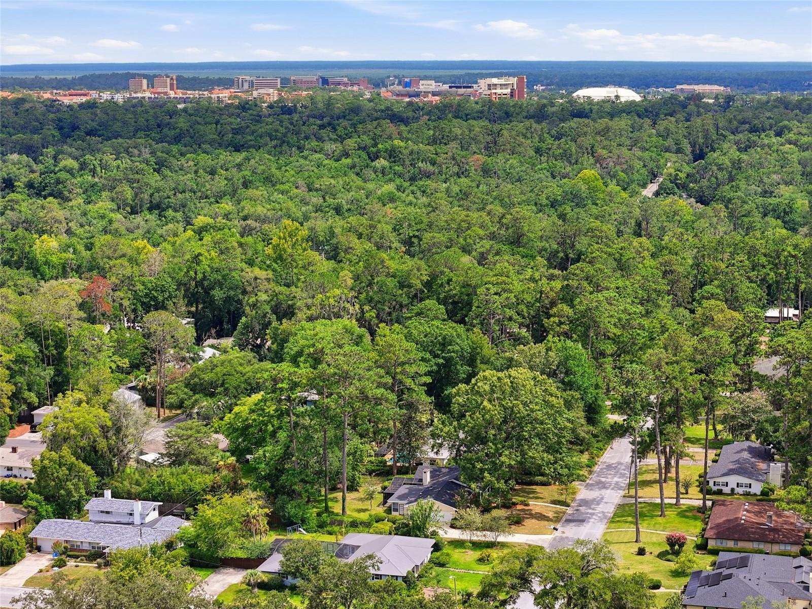 HENDERSON HEIGHTS - Residential