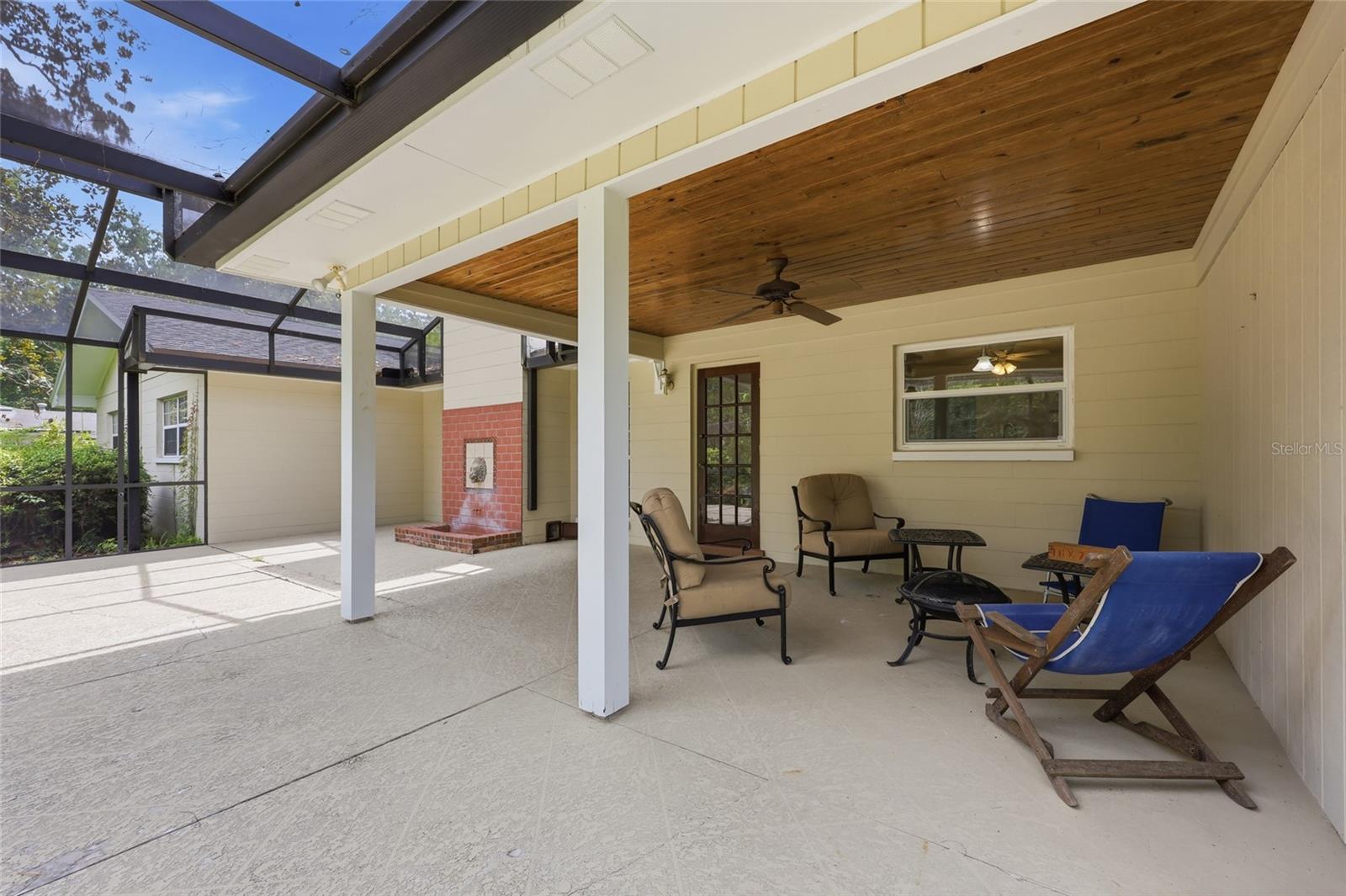 HENDERSON HEIGHTS - Residential