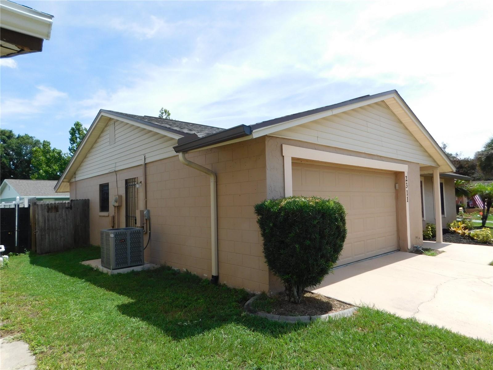 SKY LAKE SOUTH - Residential