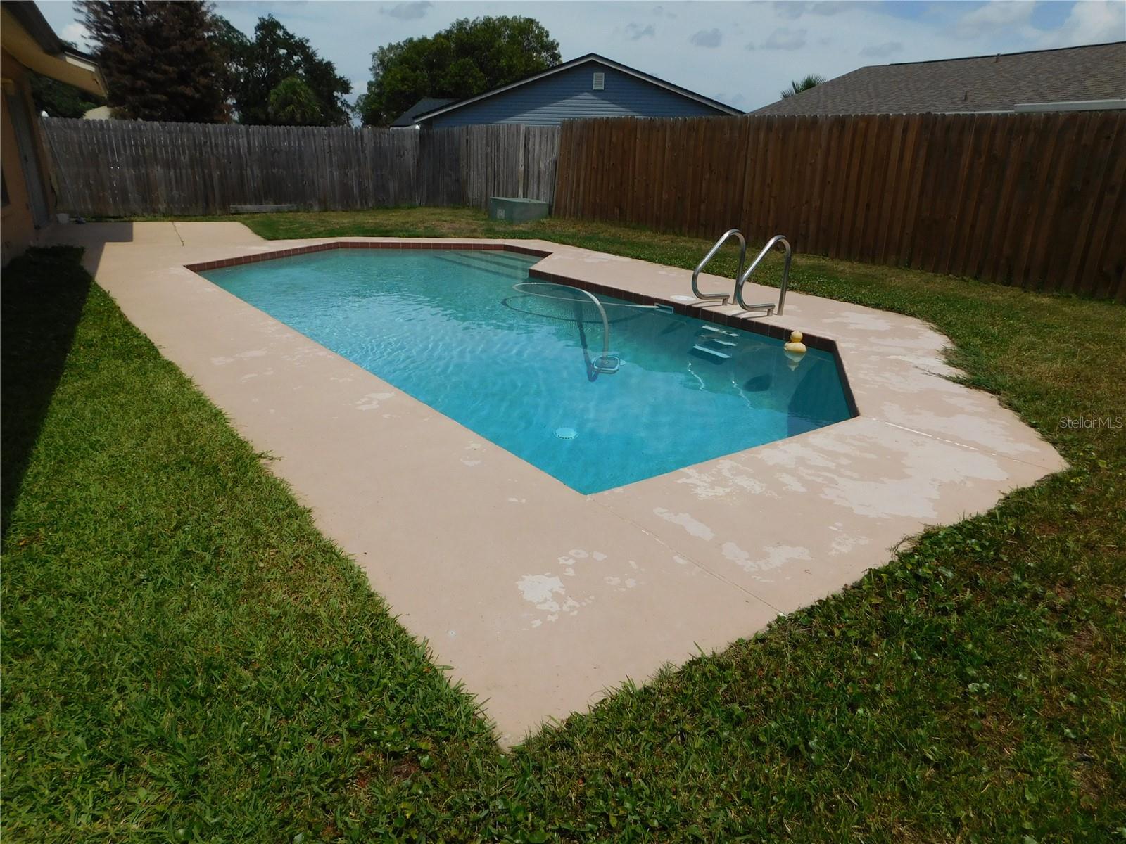 SKY LAKE SOUTH - Residential