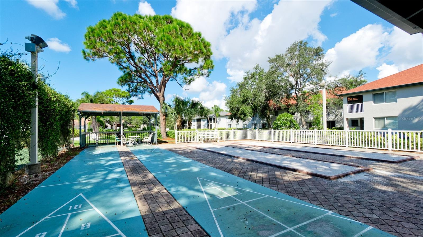 SHOREWALK - Residential