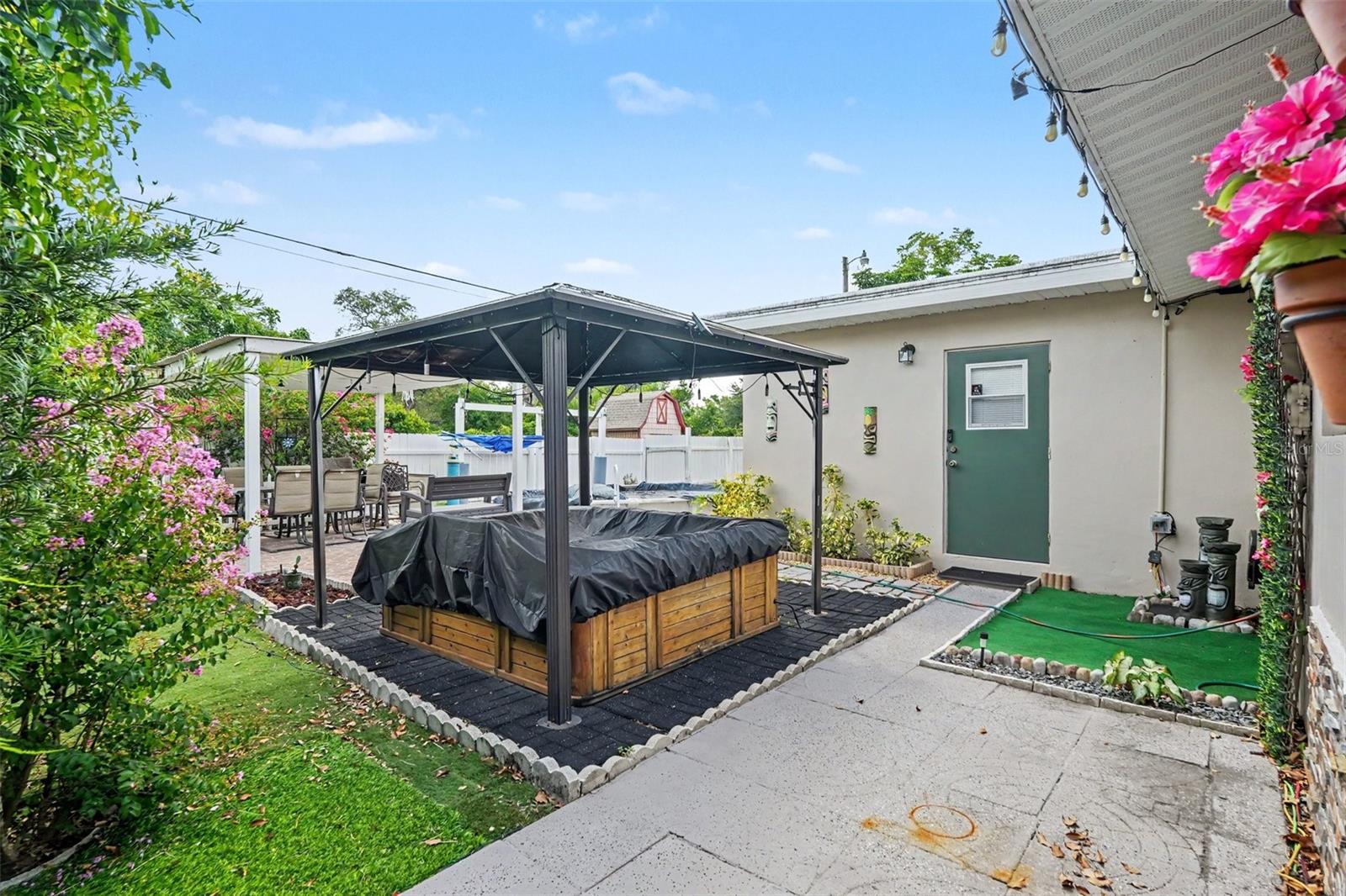 HOLDCROFT HEIGHTS - Residential